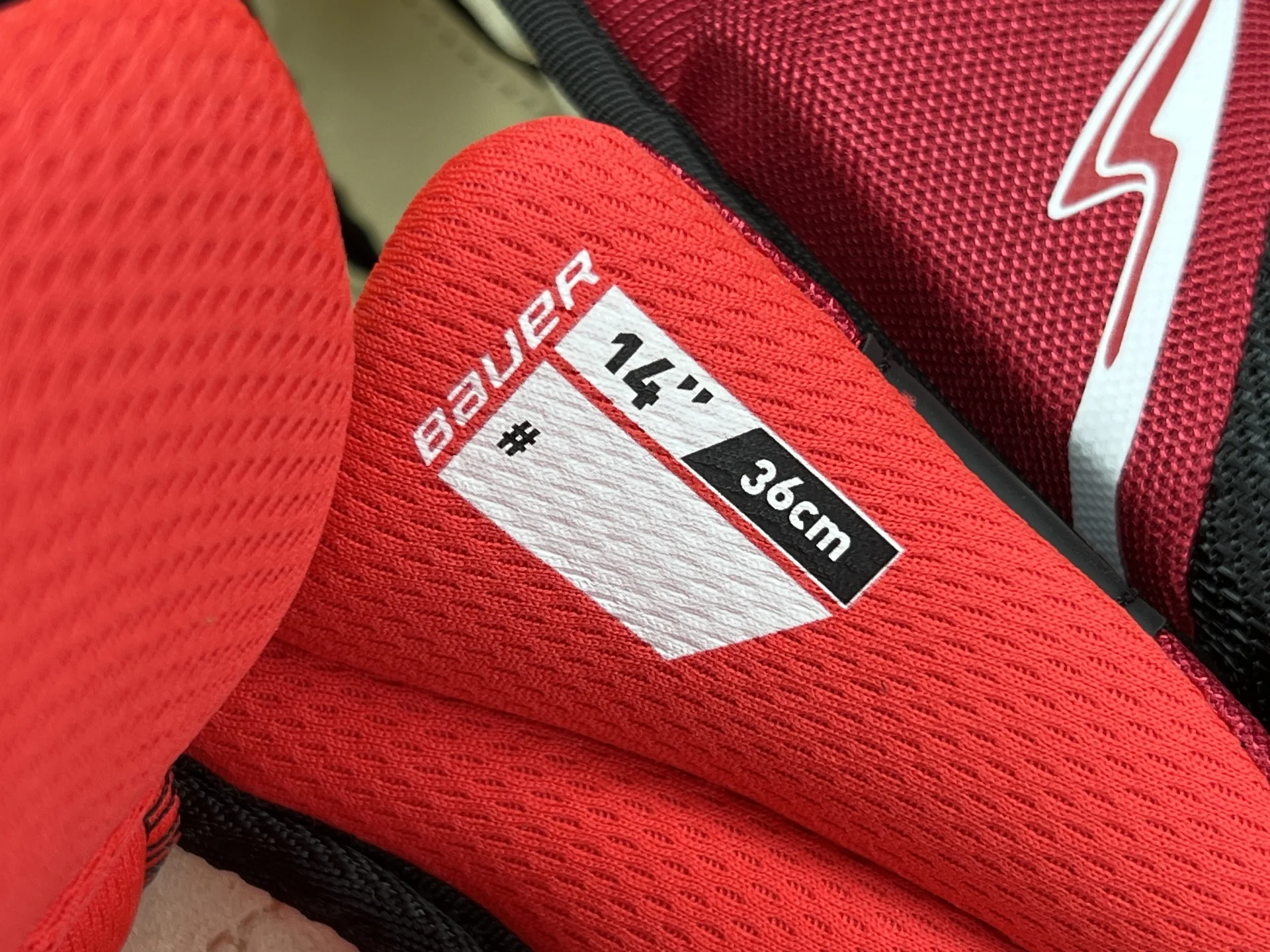 Хоккейные перчатки краги bauer flypro SR 14 - миниатюра 9