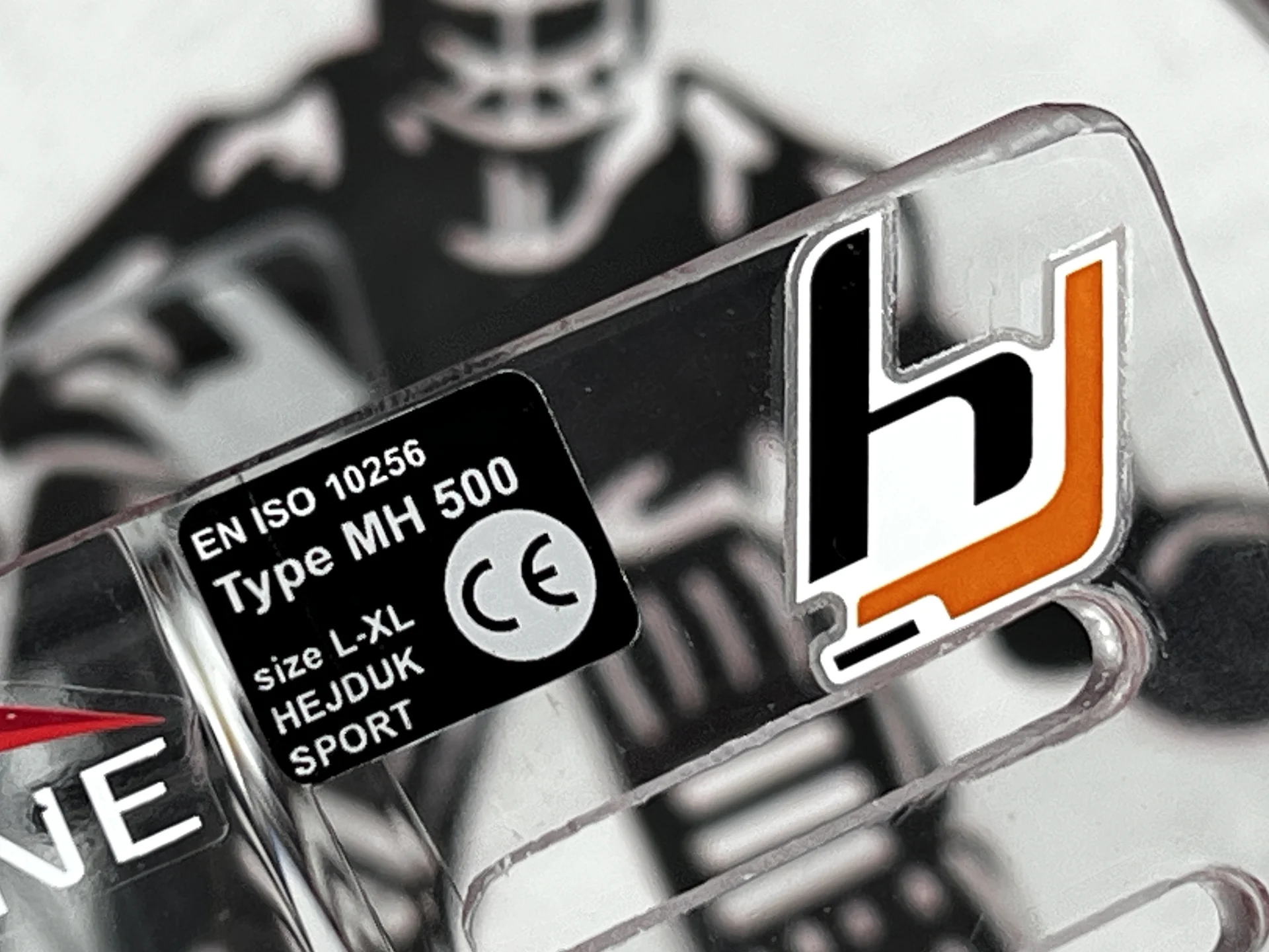 Хоккейный визор hejduk MH500 PRO line 9 см - миниатюра 2