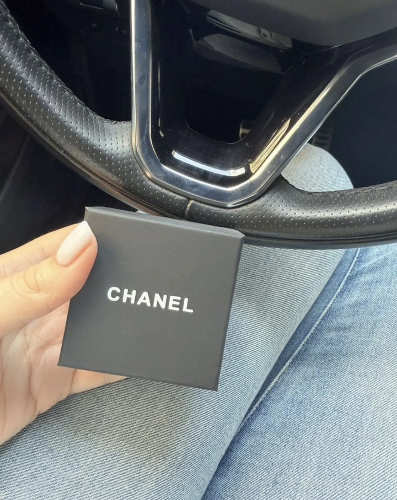Серьги Chanel - миниатюра 3
