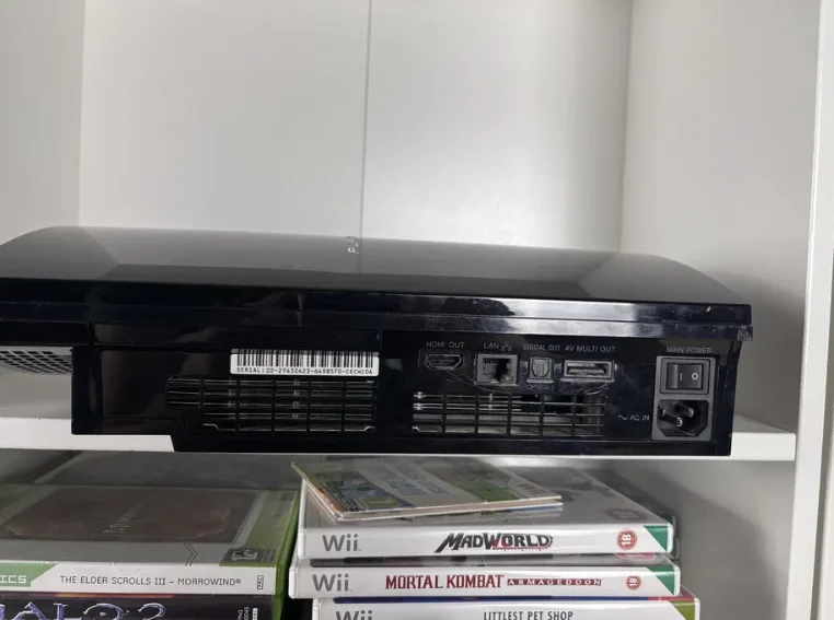 Приставка Sony Playstation 3 - миниатюра 3