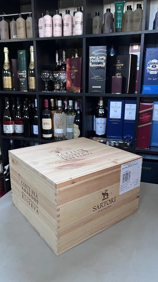 Деревянный ящик SARTORI под бутылку (Италия) - изображение 1