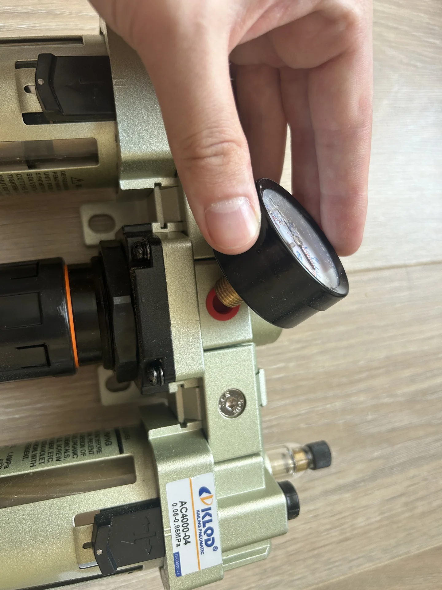 Блок подготовки воздуха KLQD AC4000-04-G (1/2") - миниатюра 4