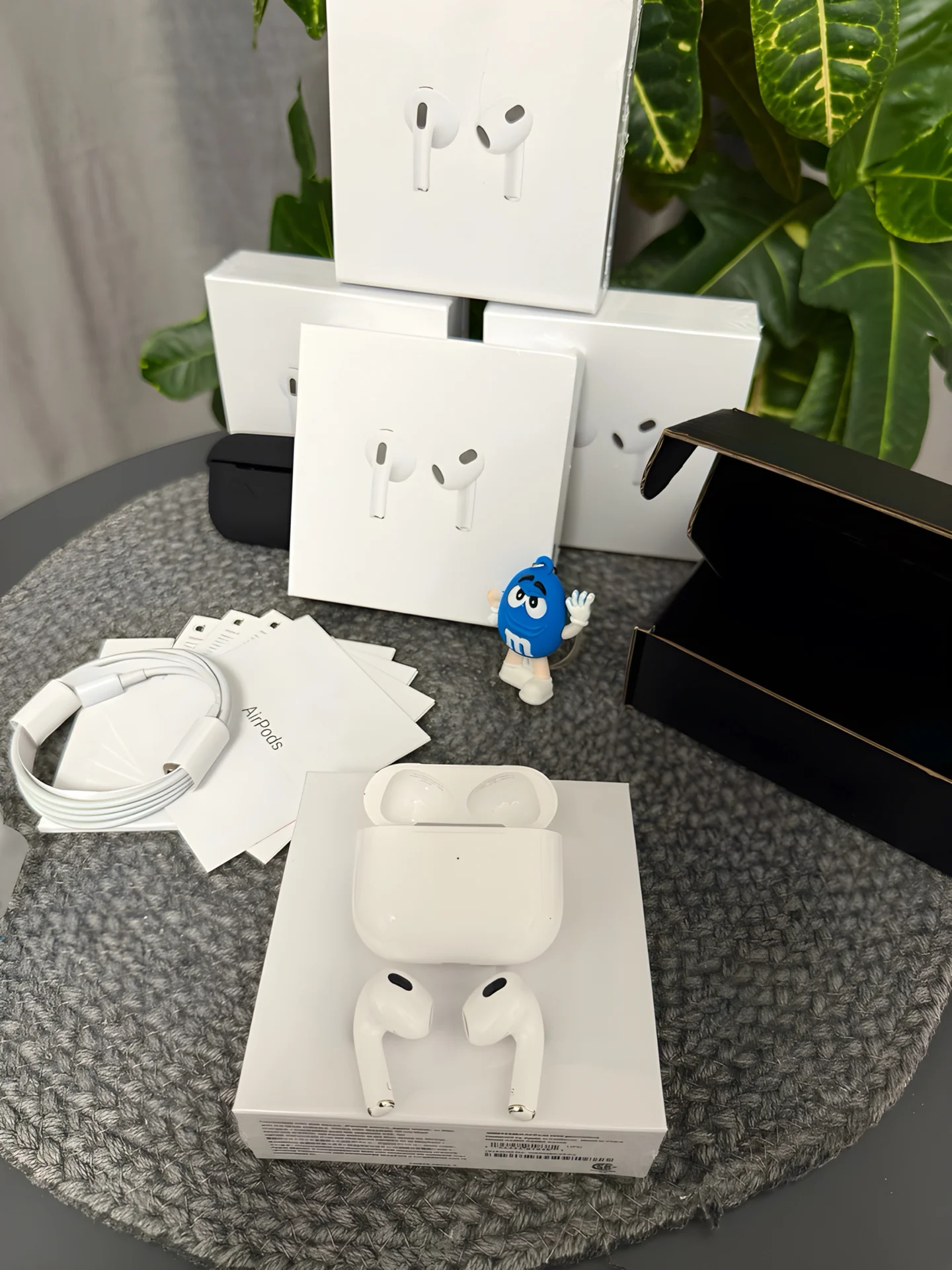 Беспроводные наушники AirPods 3 - миниатюра 3
