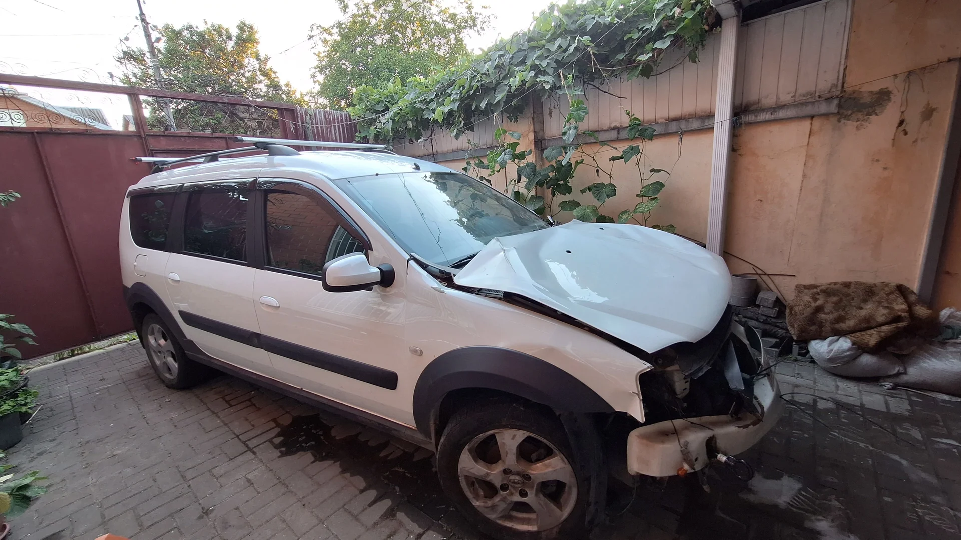 ВАЗ (LADA) LARGUS CROSS - миниатюра 16