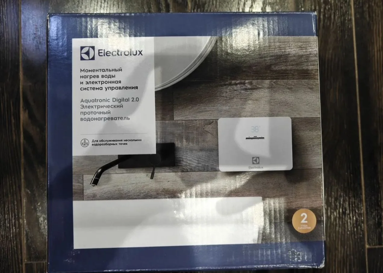 Проточный водонагреватель Electrolux NPX6digital2 - миниатюра 2
