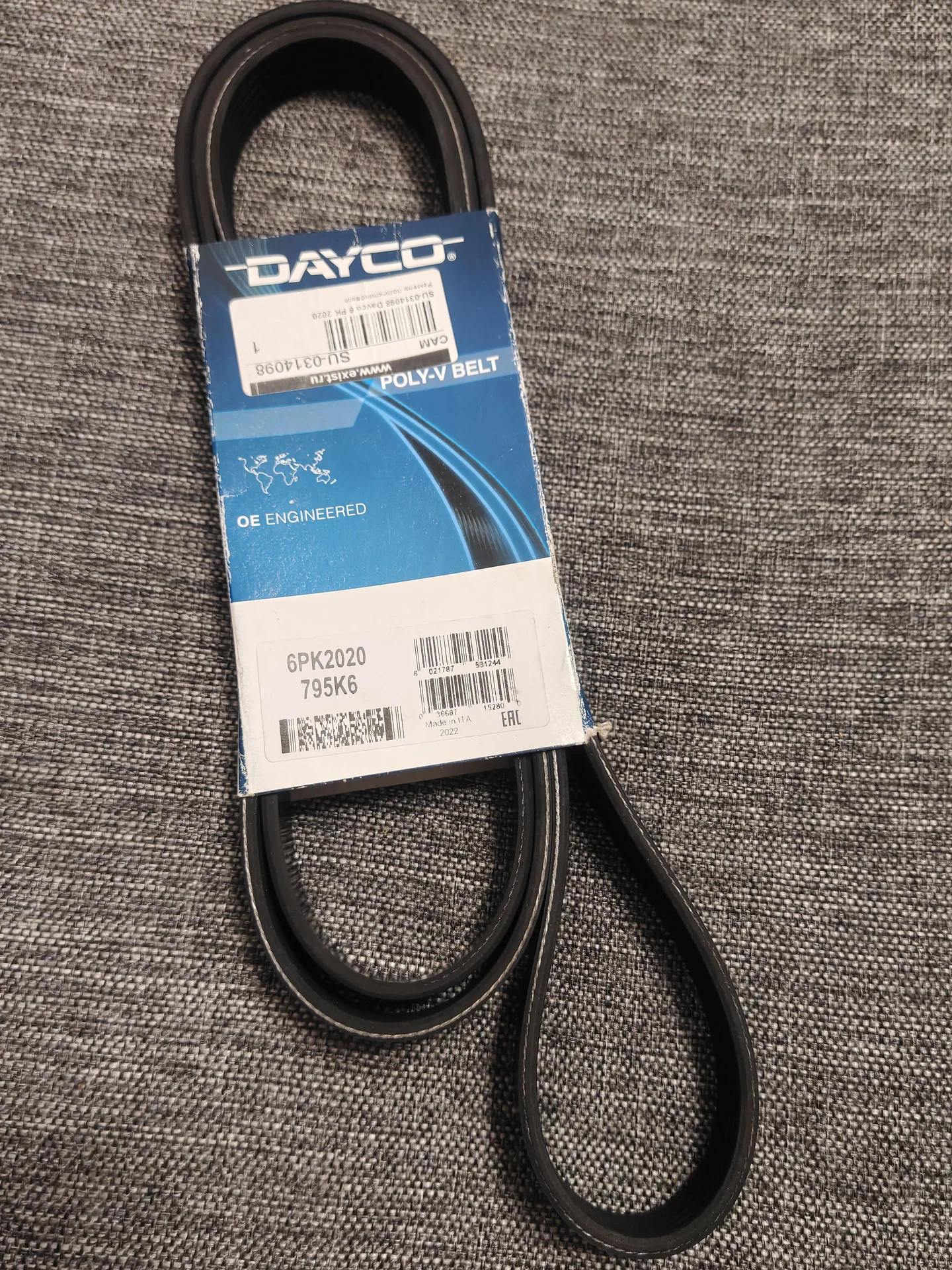 Ремень Dayco 6PK2020 - изображение 1