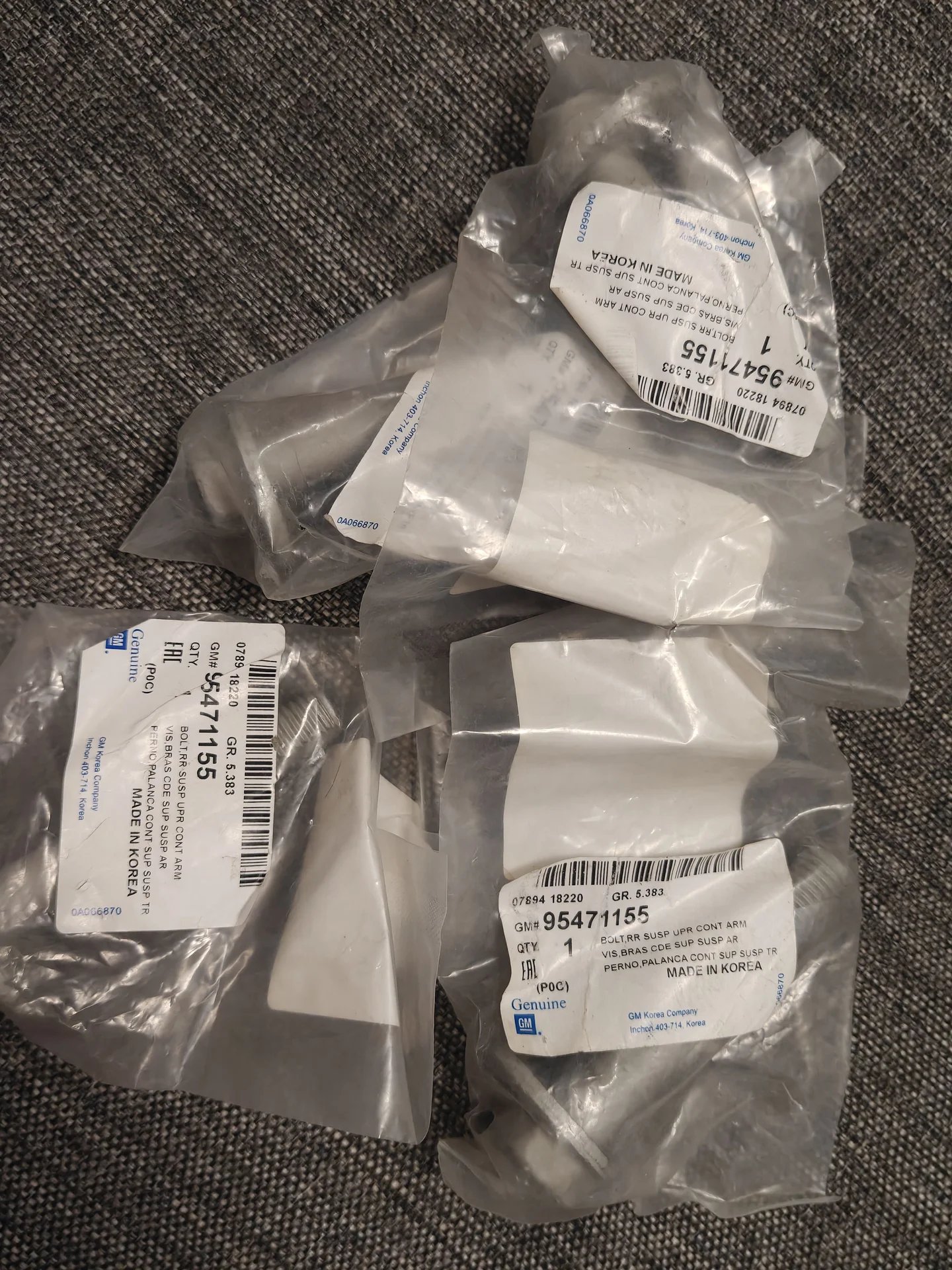 Болт сход развала GM 95471155 - изображение 1