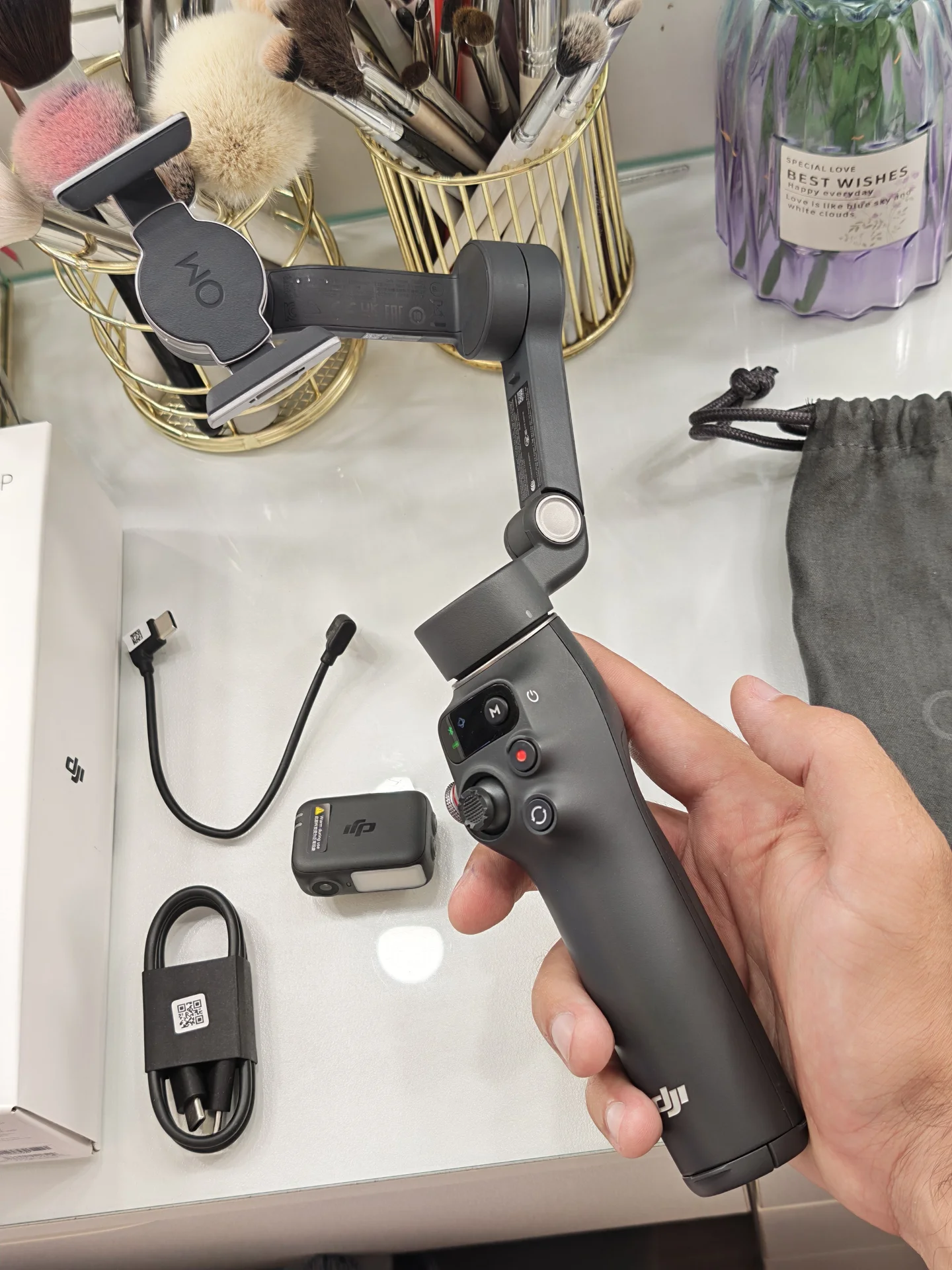Стабилизатор DJI Osmo Mobile 7p - миниатюра 4