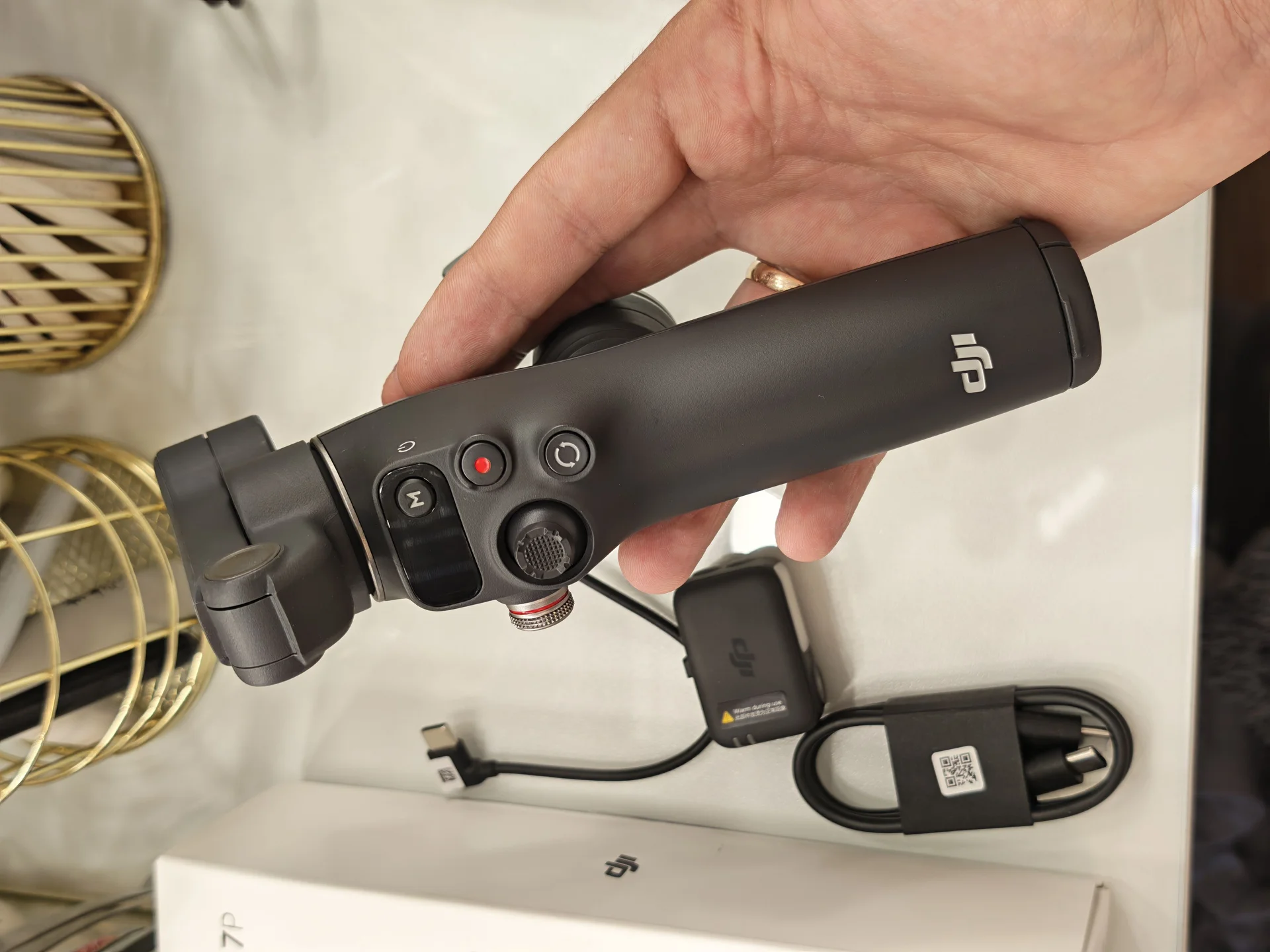 Стабилизатор DJI Osmo Mobile 7p - миниатюра 7