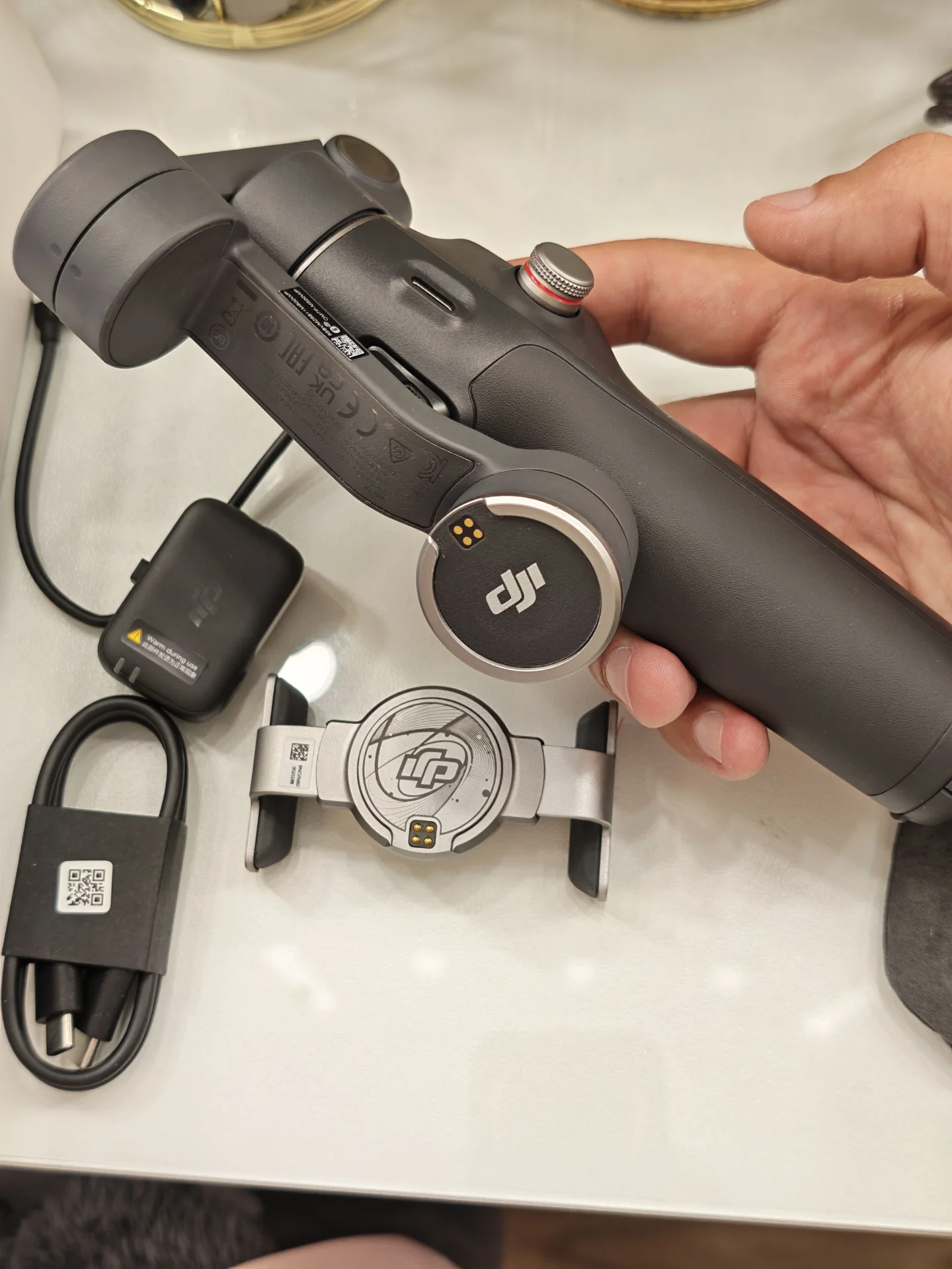 Стабилизатор DJI Osmo Mobile 7p - миниатюра 8