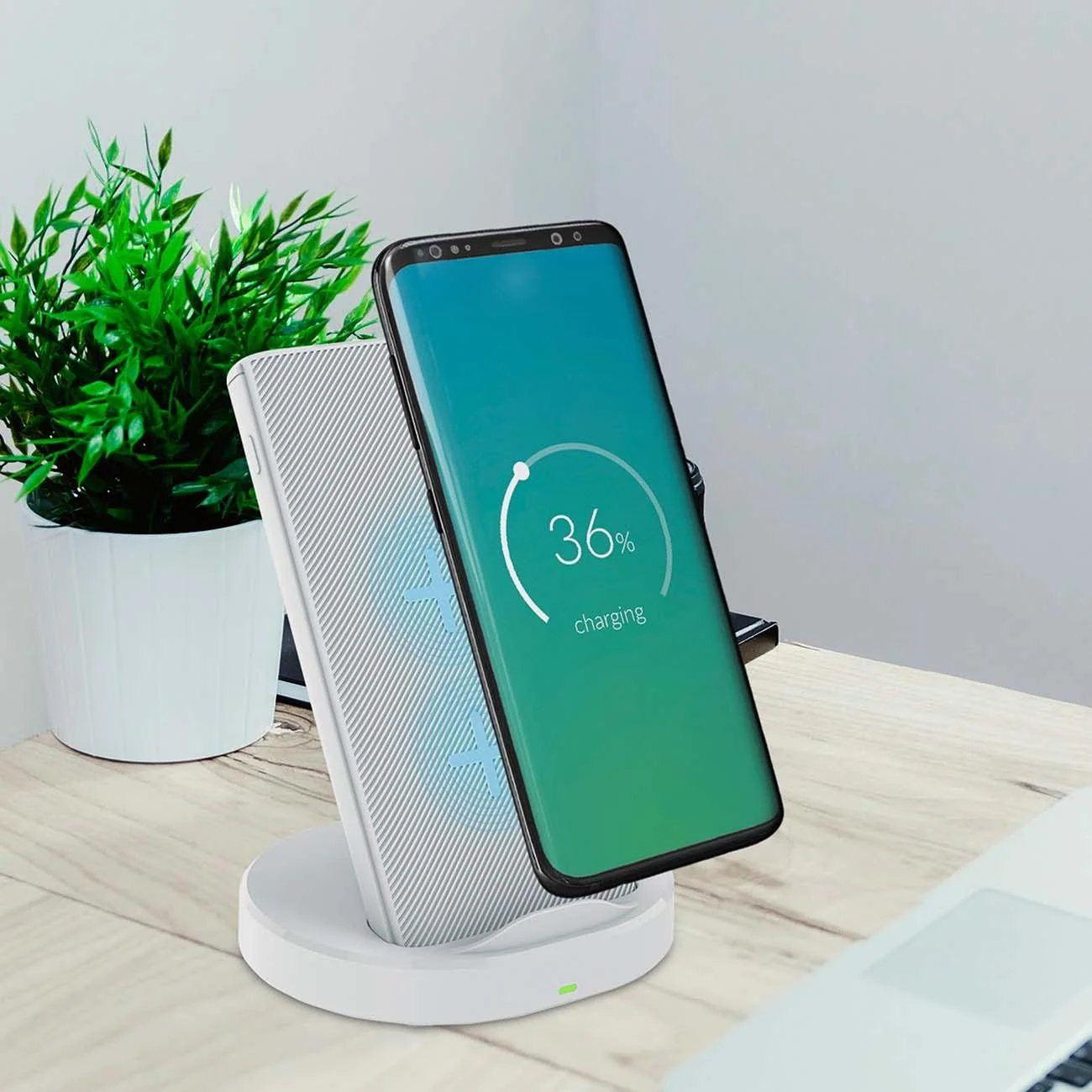 Powerbank TFN с функцией док-станции (10000 мАч, PD, Qi) - миниатюра 2