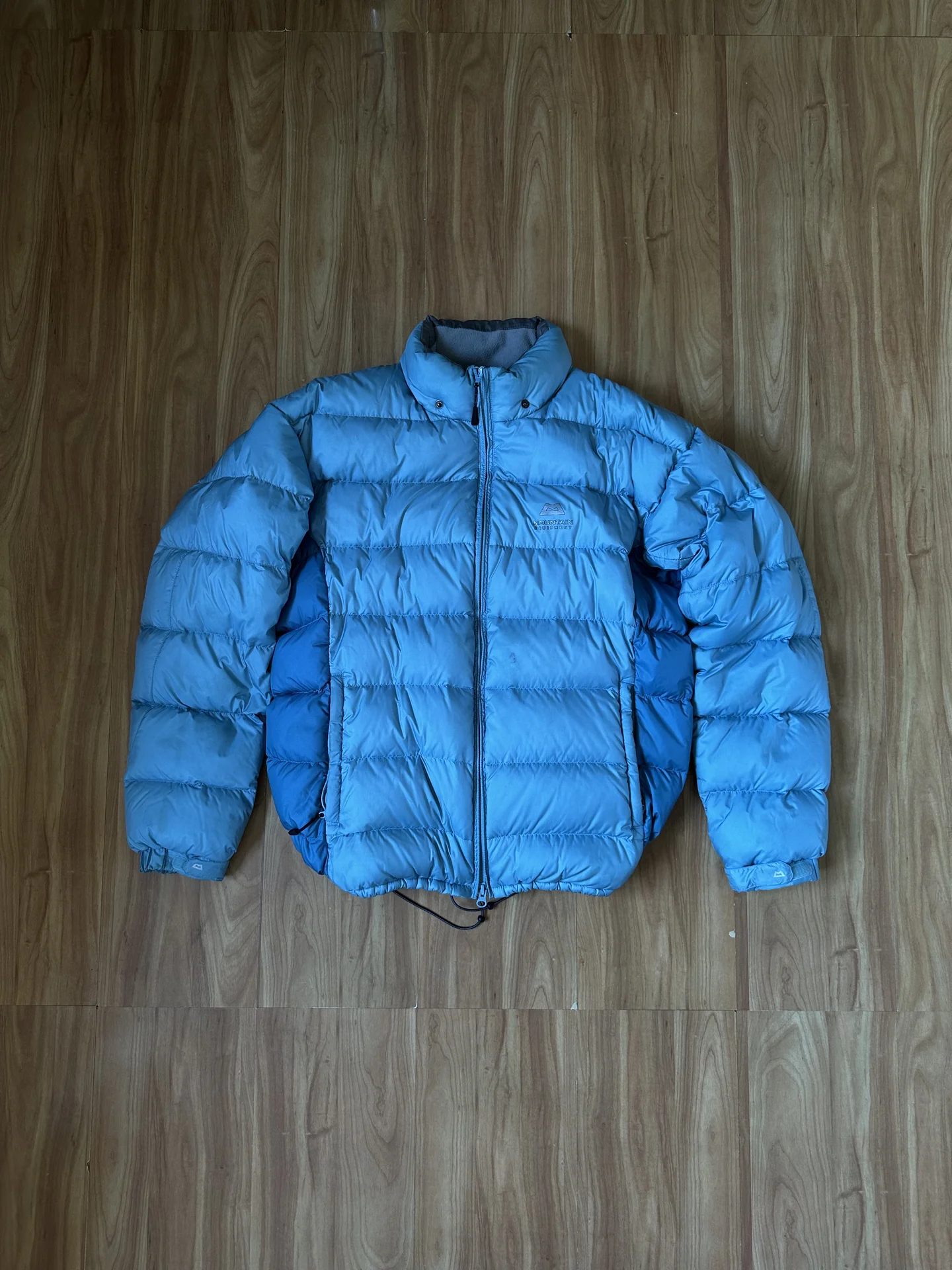Пуховик Mountain equipment - изображение 1