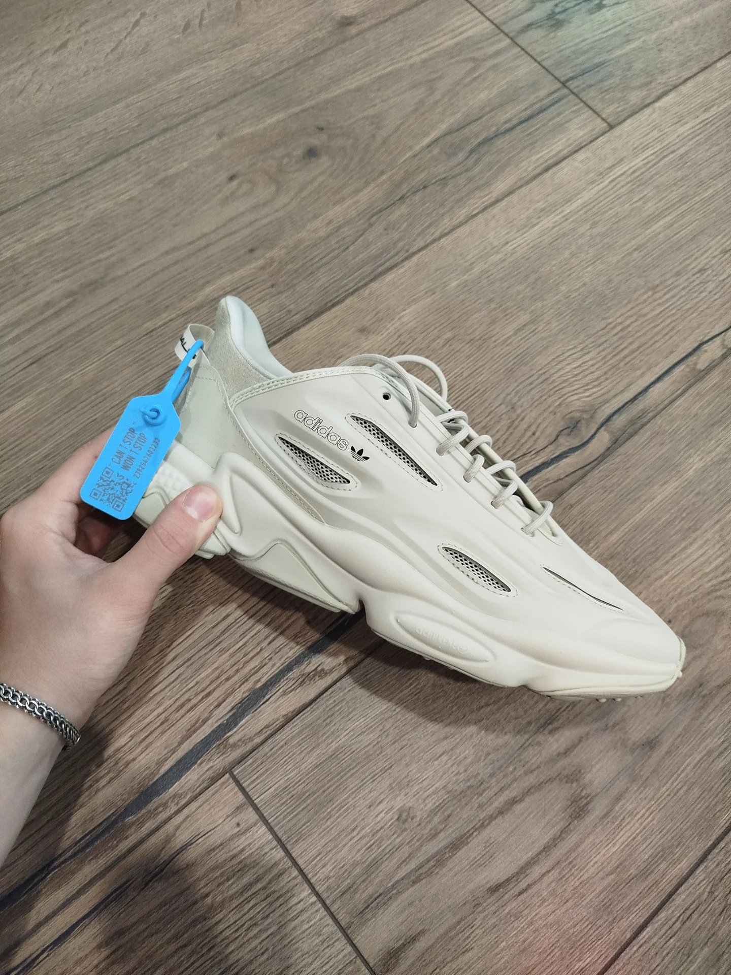 Кроссовки adidas ozweego celox - миниатюра 2
