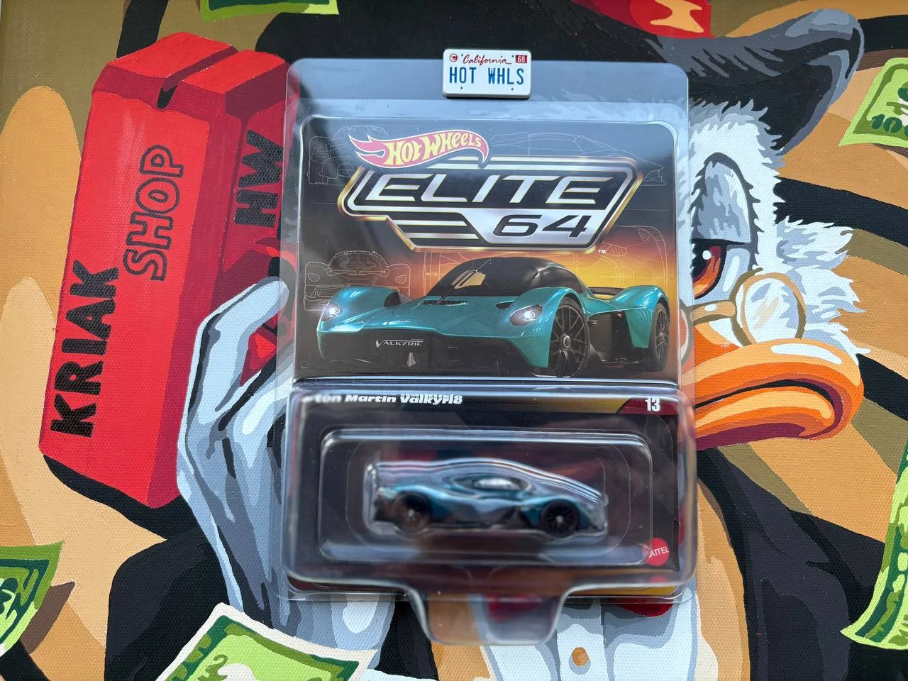 Hot Wheels Aston Martin Vallkyrie - изображение 1