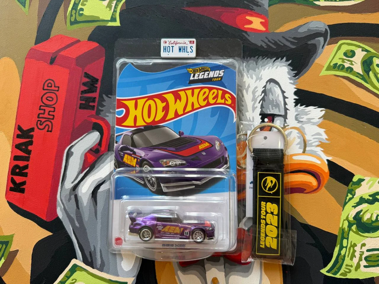 Hot Wheels 2023 Legends Tour Bundle - Honda® S2000 + Keychain