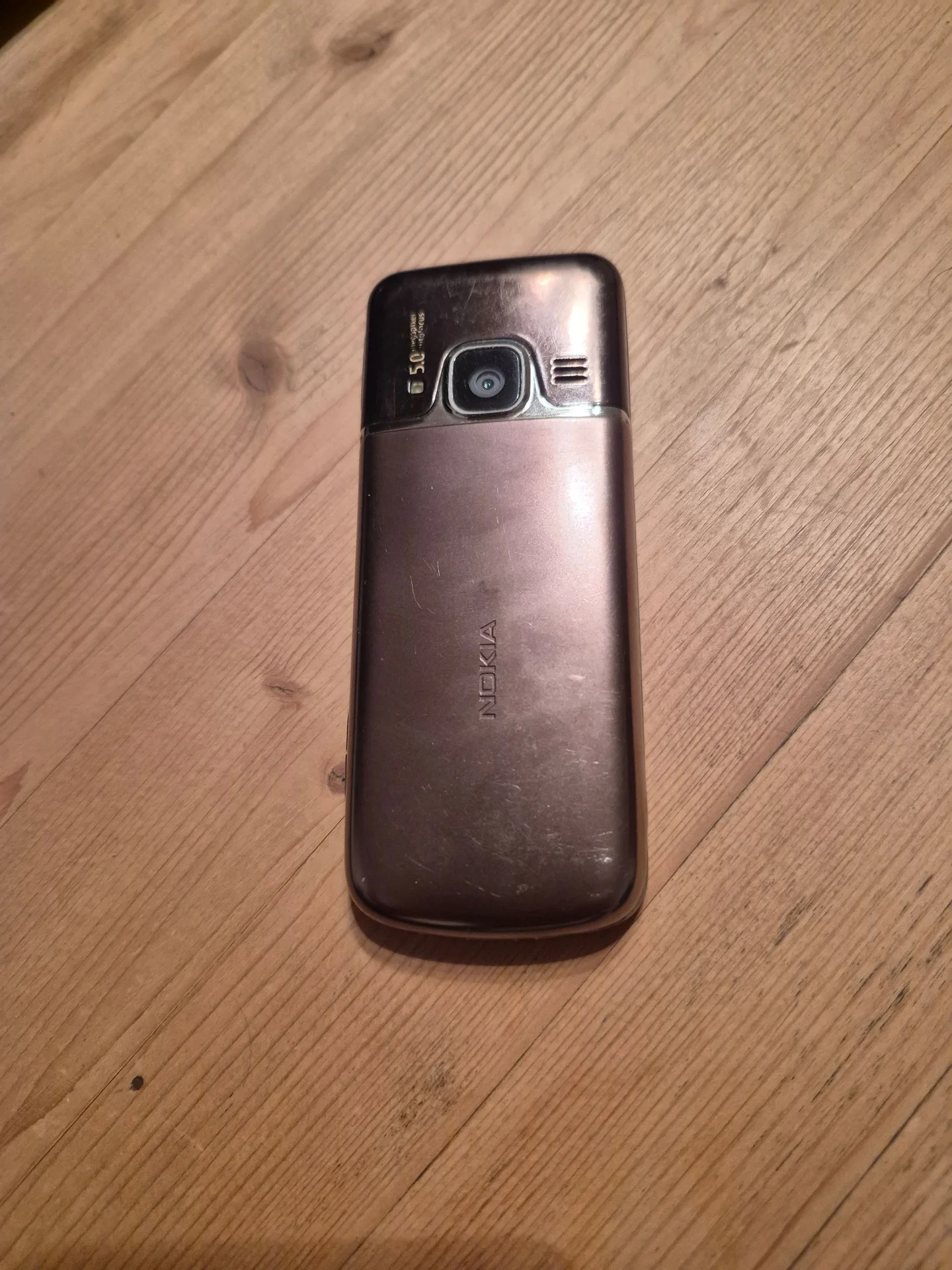 Nokia 6700 - миниатюра 3