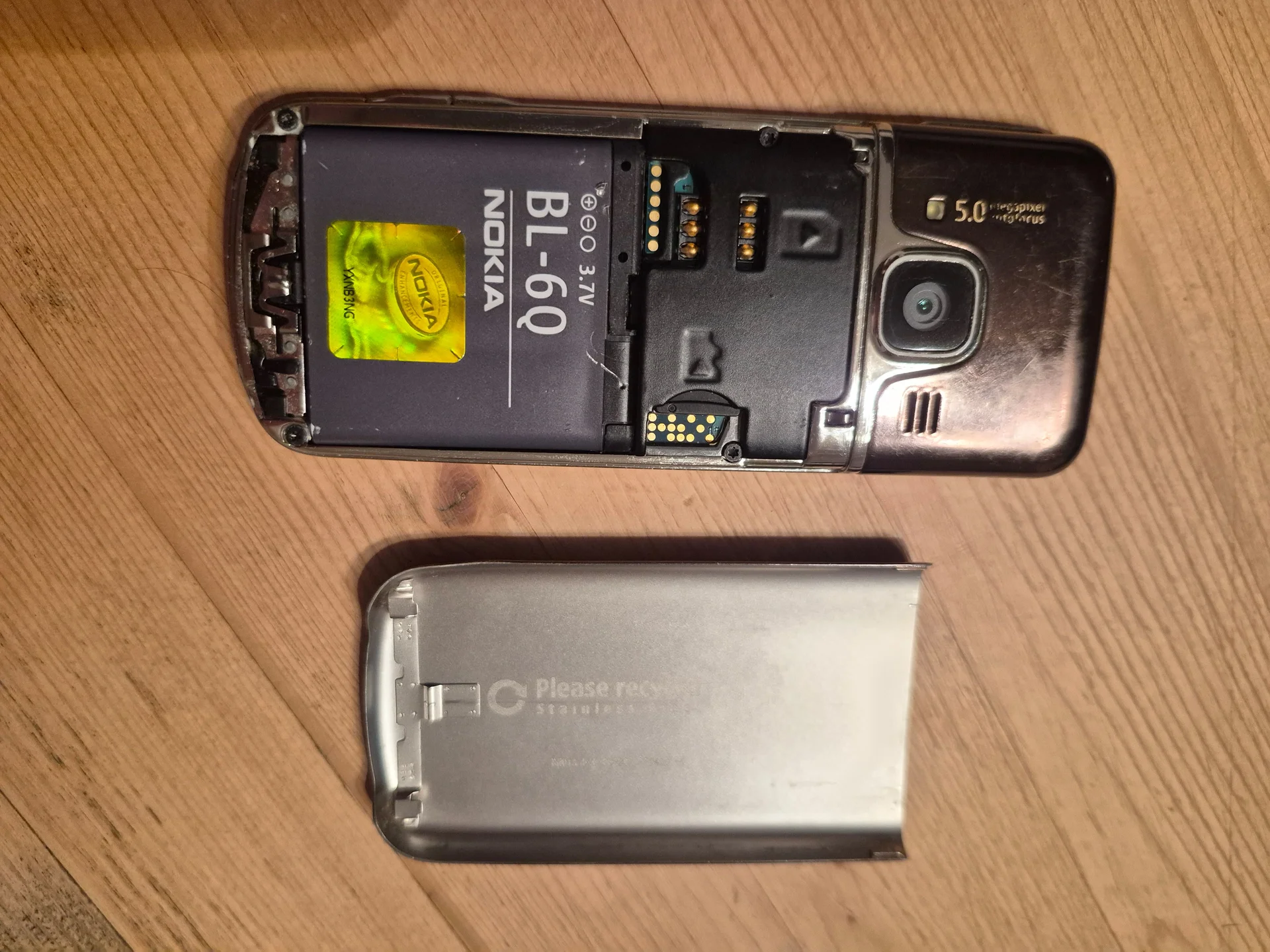 Nokia 6700 - миниатюра 4