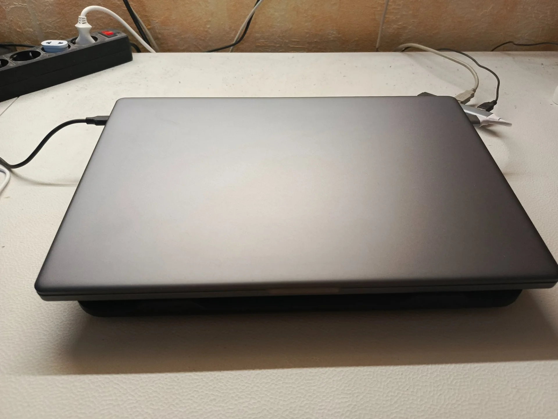 Игровой ноутбук 15.6", AMD Ryzen 7 4800H, RAM 32 Г - миниатюра 2