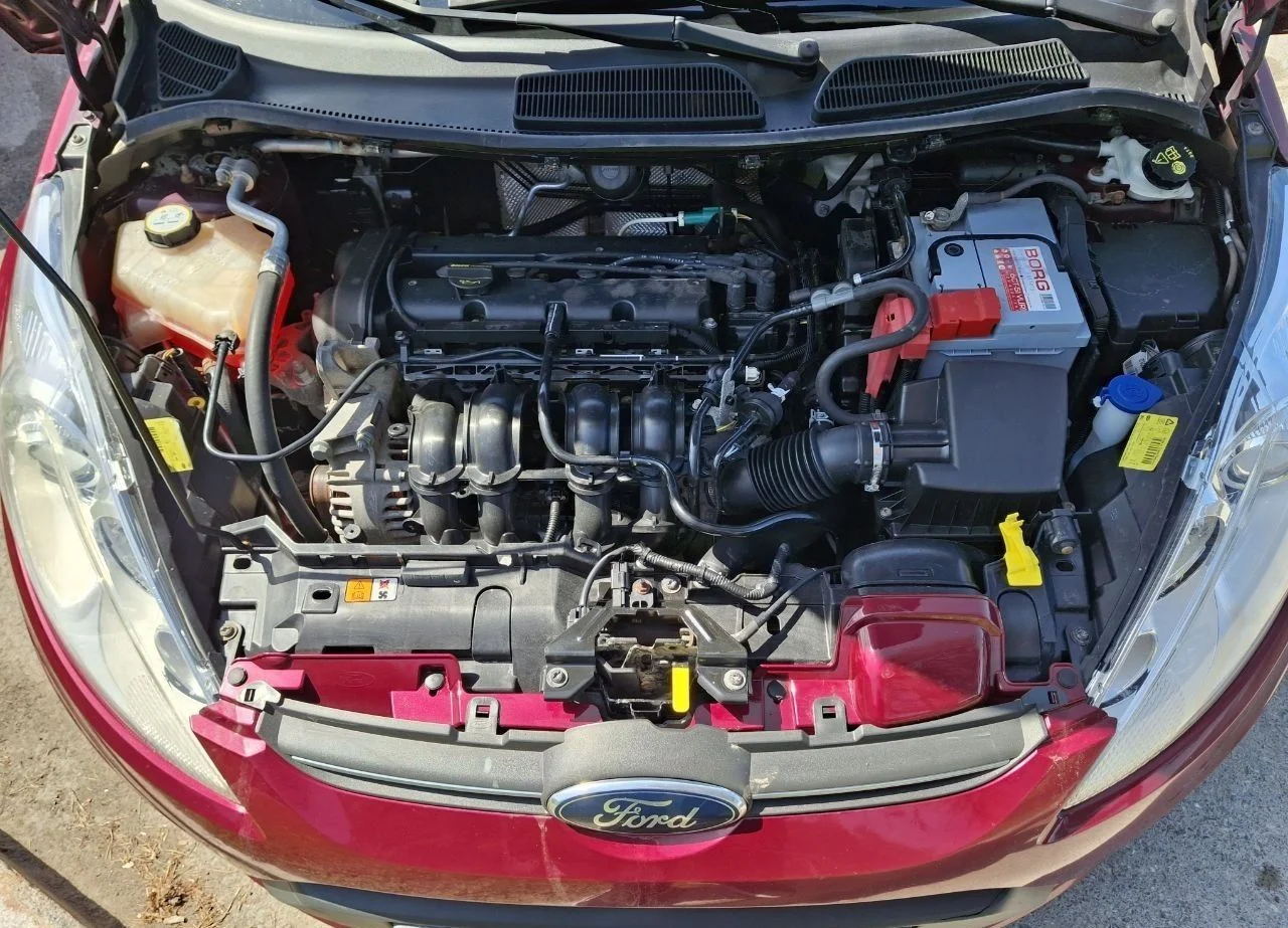 Ford Fiesta 2011 - миниатюра 6