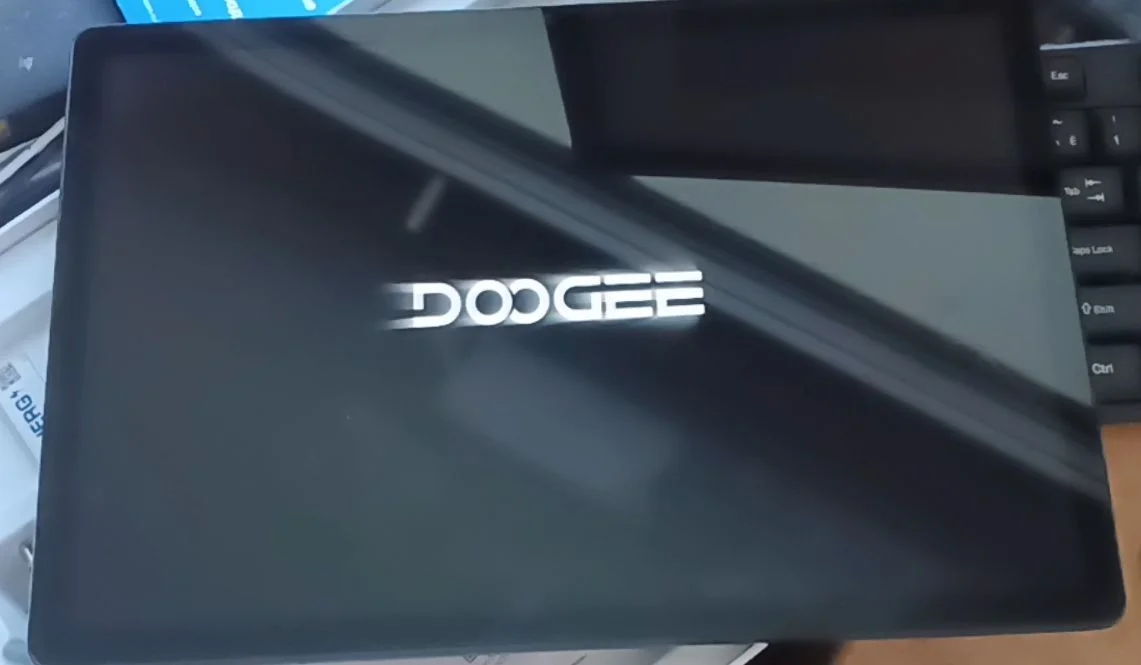 Планшет DOOGEE U13 13" большой новый - миниатюра 4
