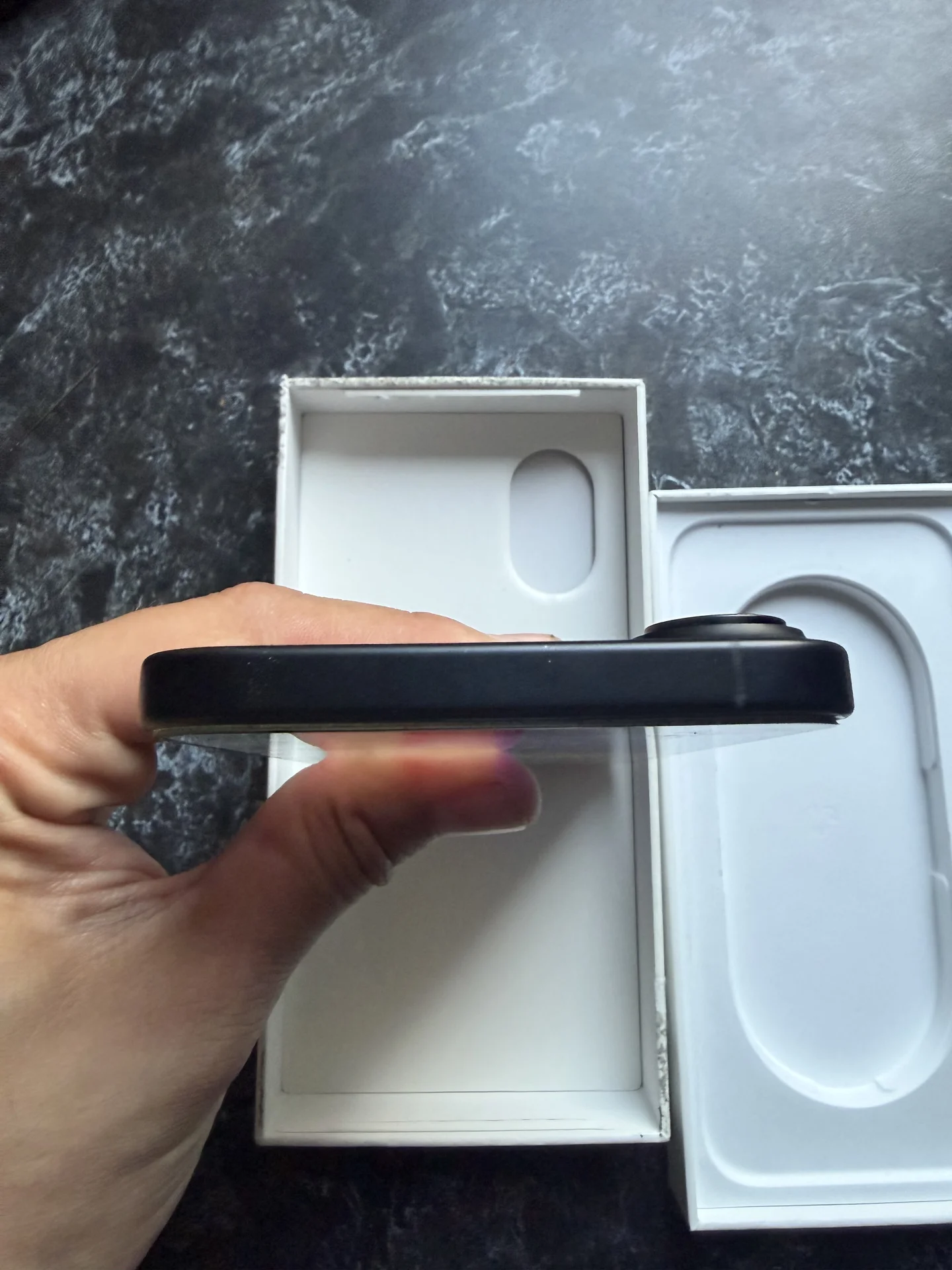 iphone 16 plus - миниатюра 8
