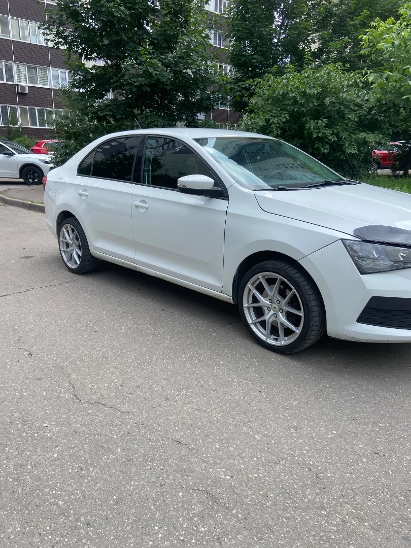 Skoda Rapid 2020 220000 - миниатюра 3