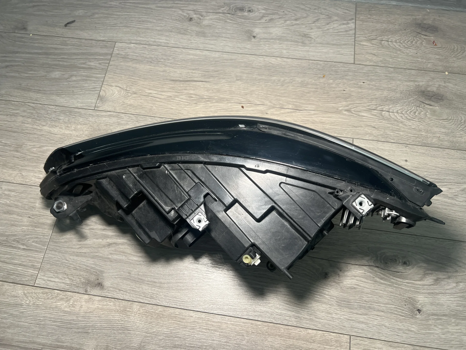 Фара правая Volkswagen Golf 8 LED - миниатюра 3