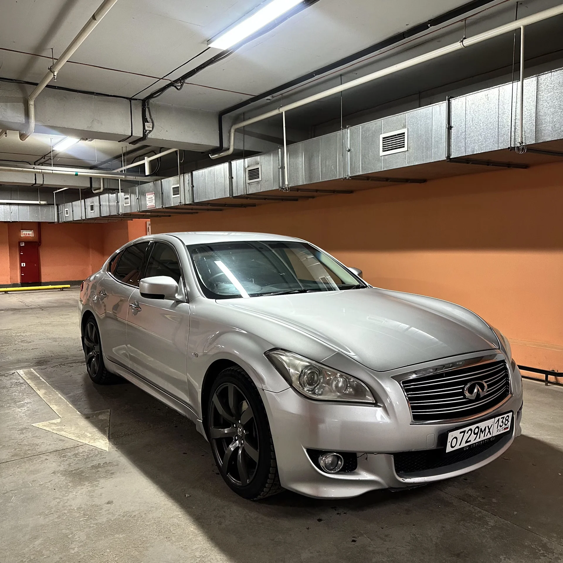 Nissan fuga 2010 - миниатюра 4