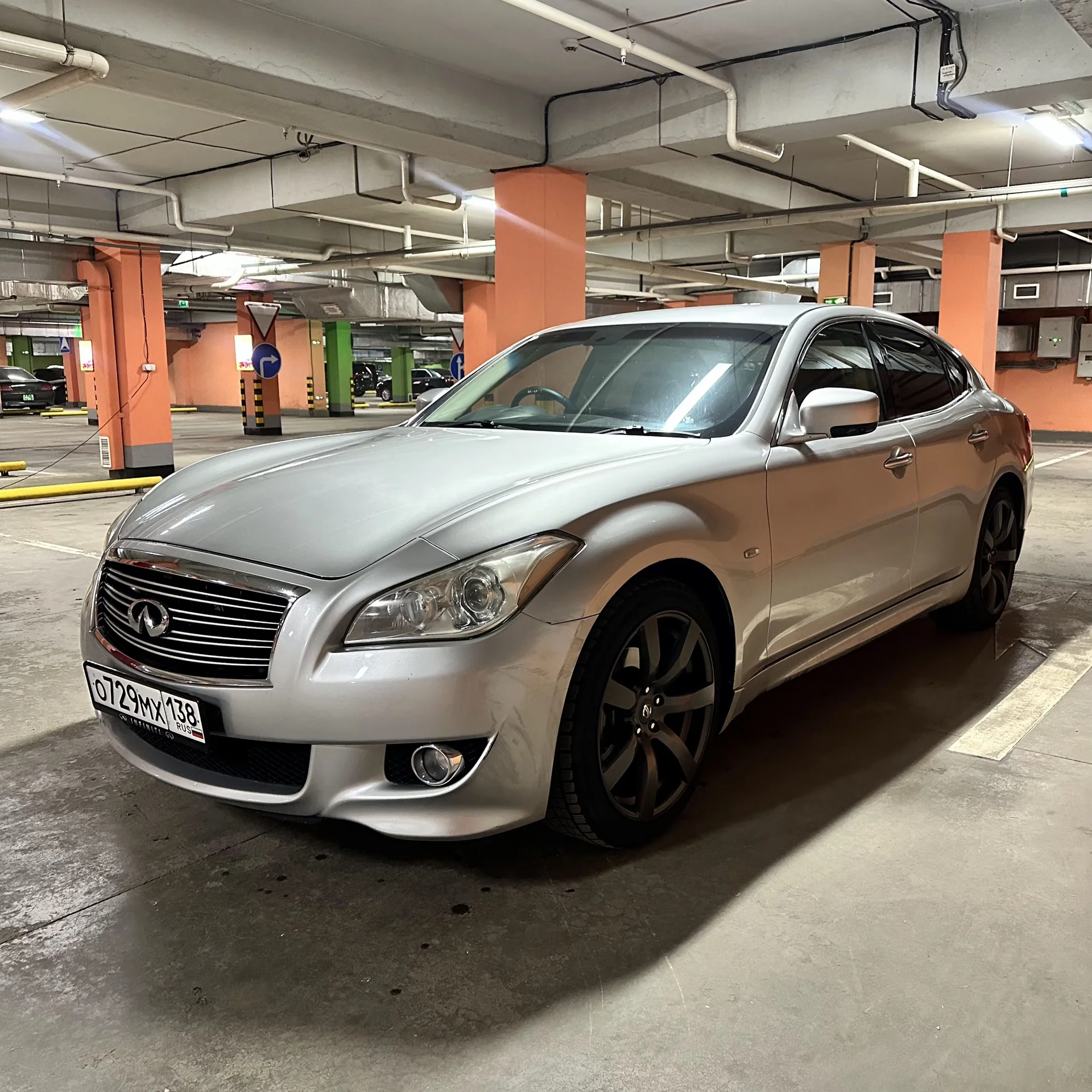 Nissan fuga 2010 - миниатюра 9