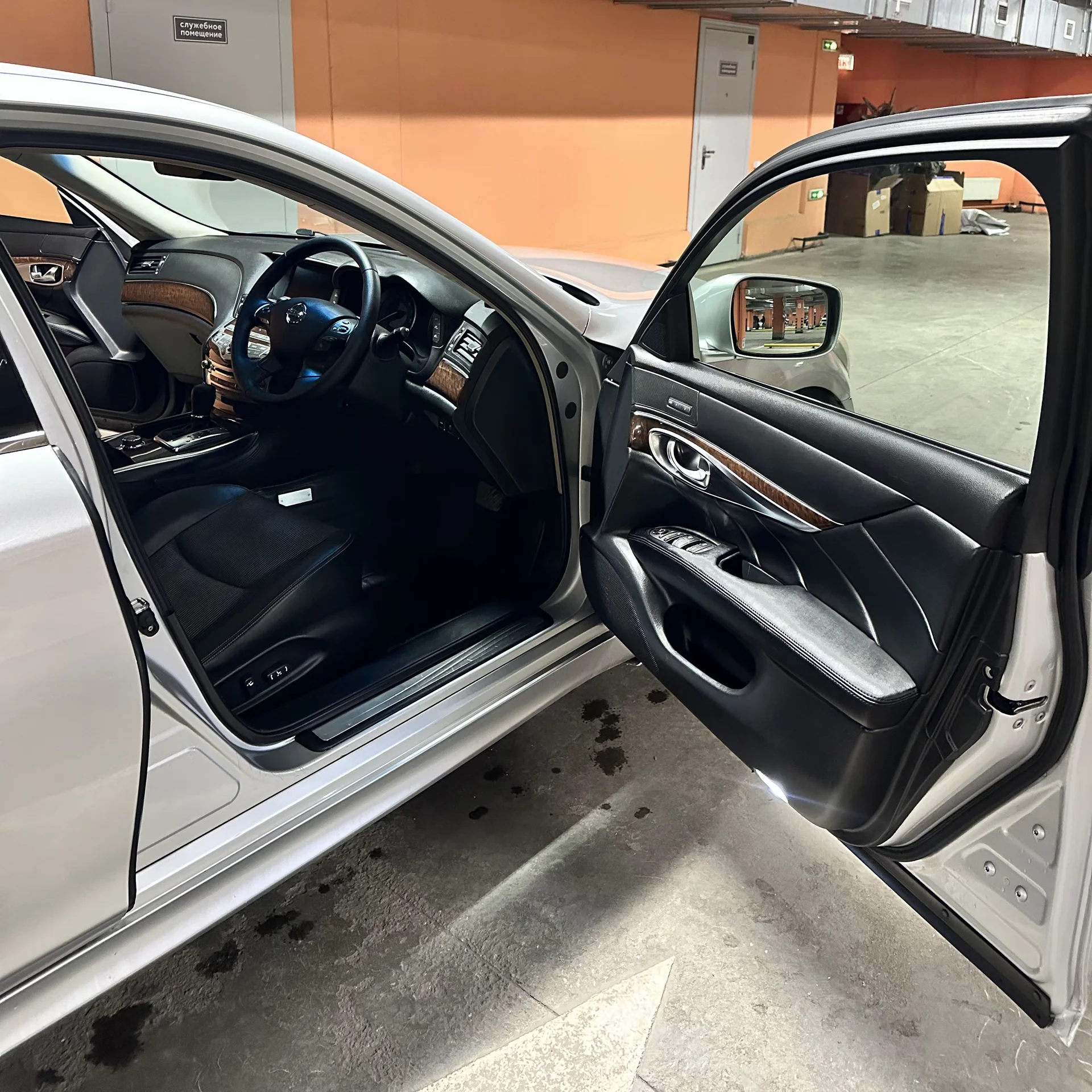 Nissan fuga 2010 - миниатюра 21