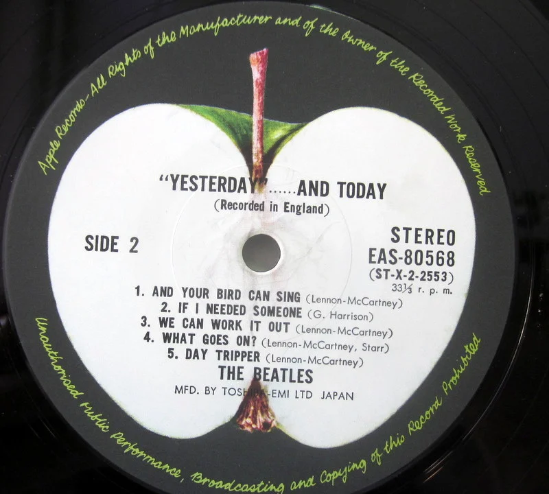 Beatles, The Yesterday And Today 1966(Re 1976) Apple Japan - миниатюра 6