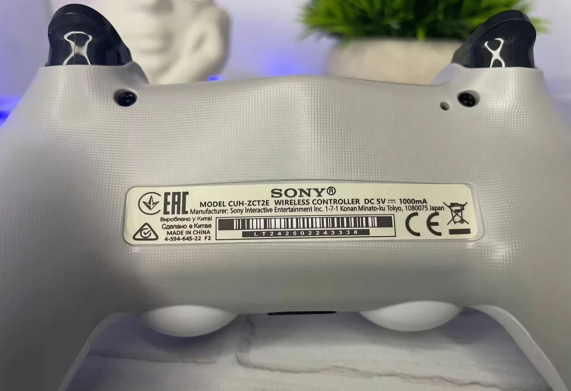 Джойстик, геймпад ps4 новый + зарядка - миниатюра 4