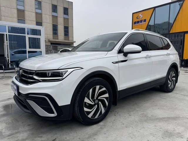 Tiguan L 2023 280TSI - изображение 1
