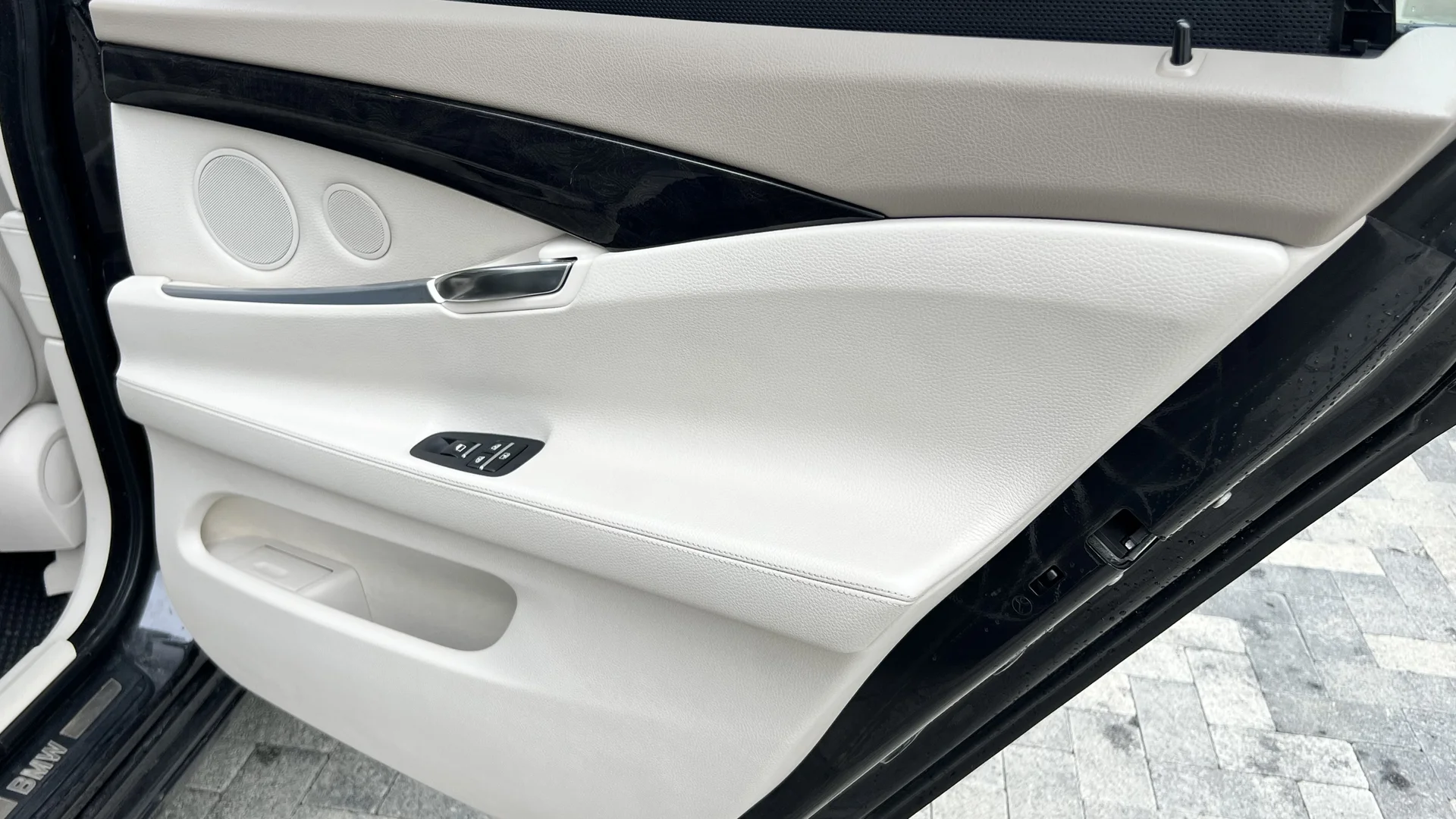BMW 5GT - миниатюра 11