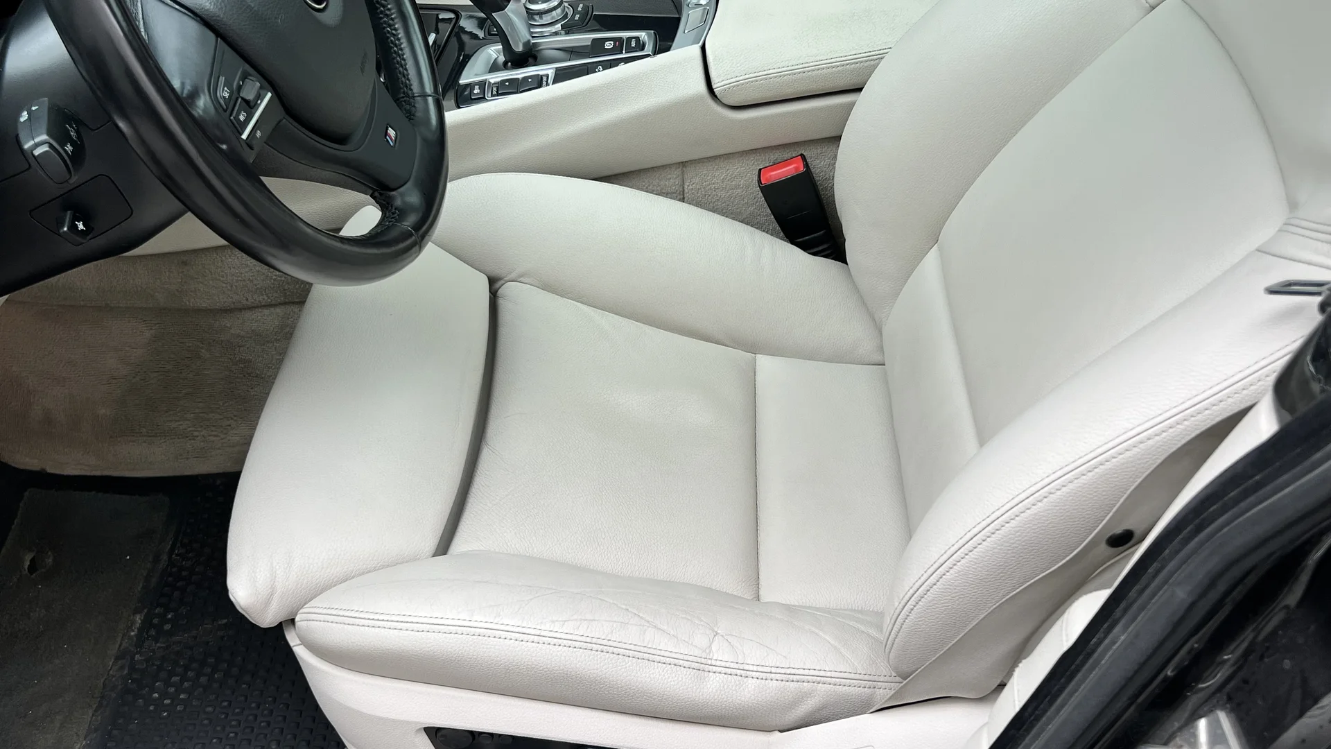 BMW 5GT - миниатюра 16