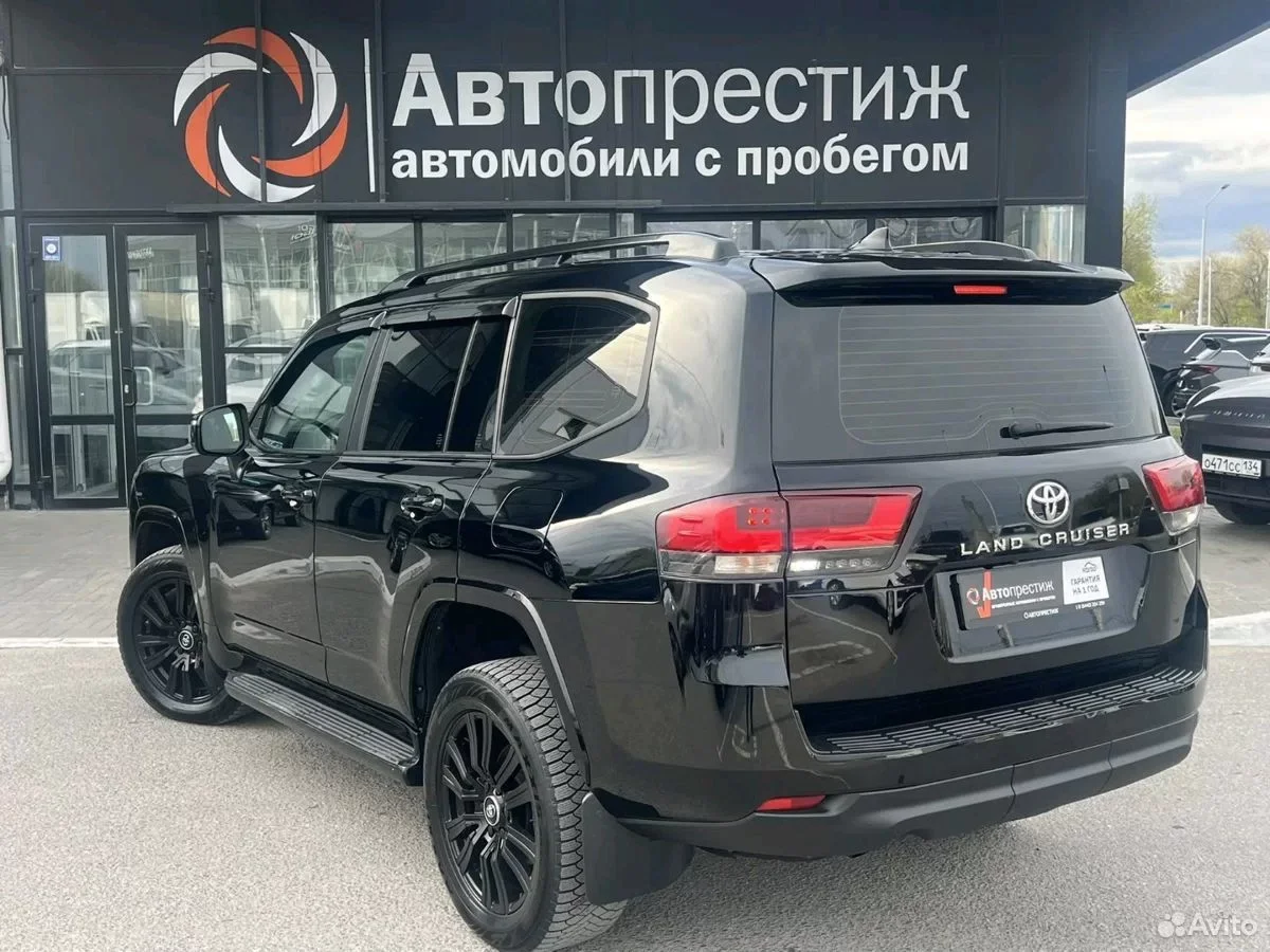 Toyota Land Cruiser 300 Series, 2023 - миниатюра 4