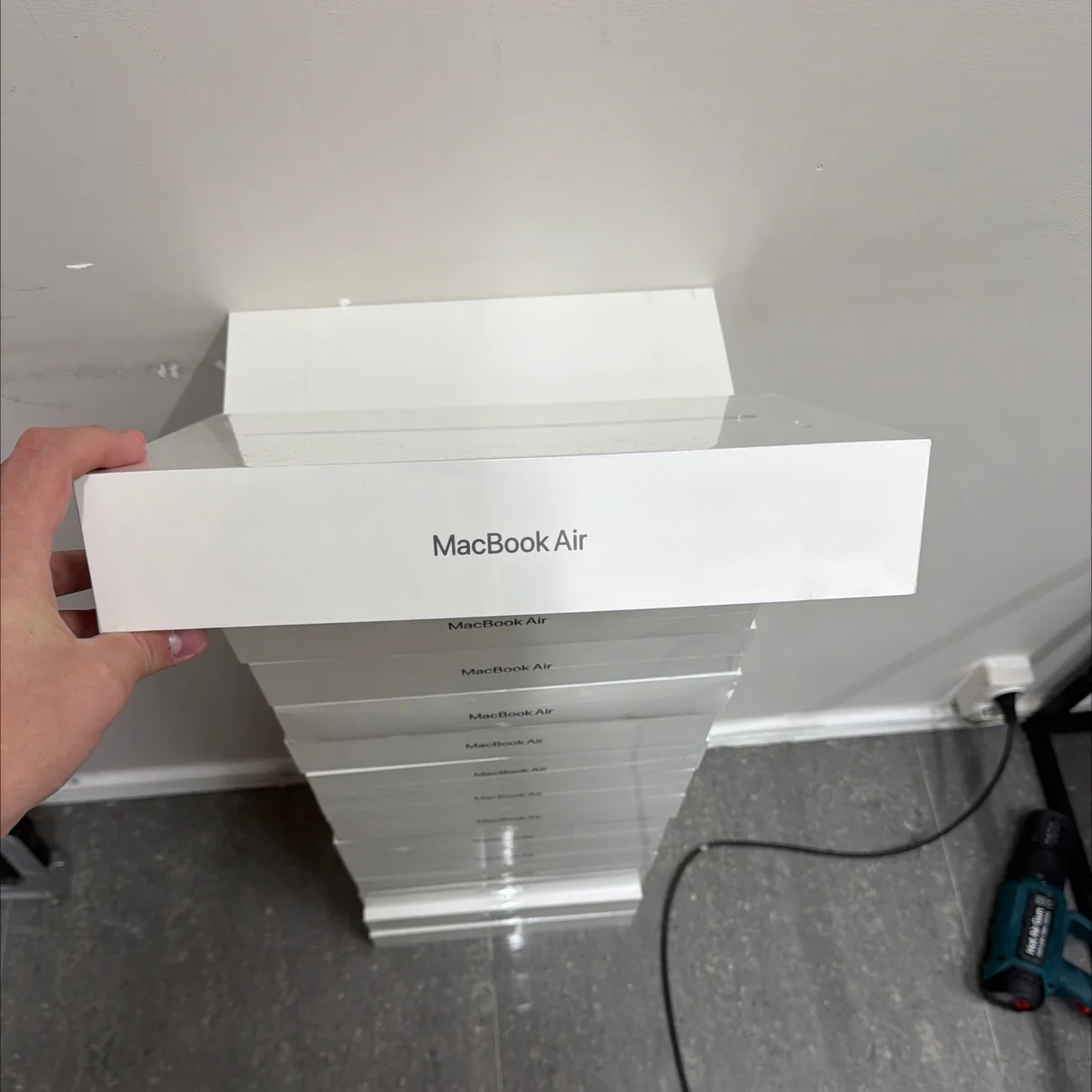 MacBook Air 13 M1 8/256 - миниатюра 2