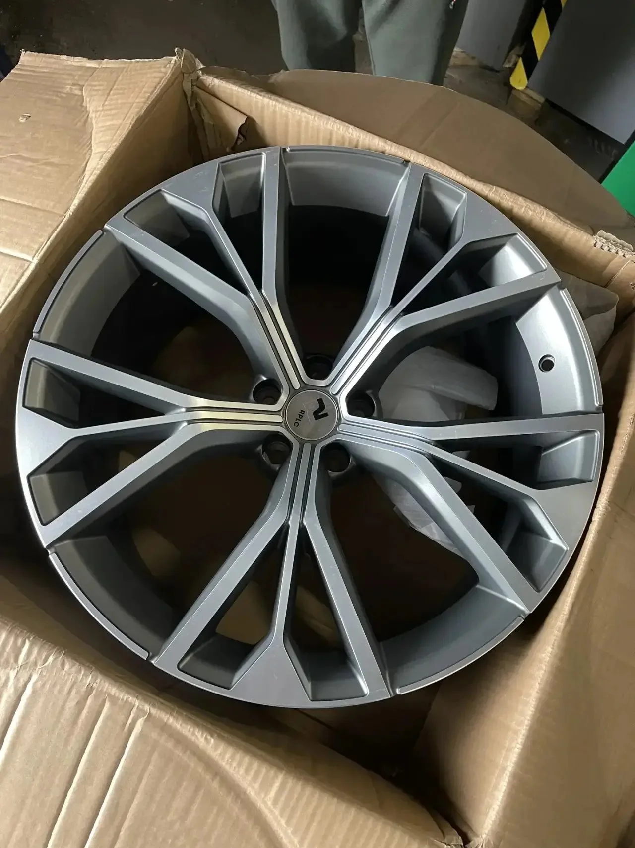 Диски r21 Audi q7 q8 a8 rs6 rs7 - миниатюра 2
