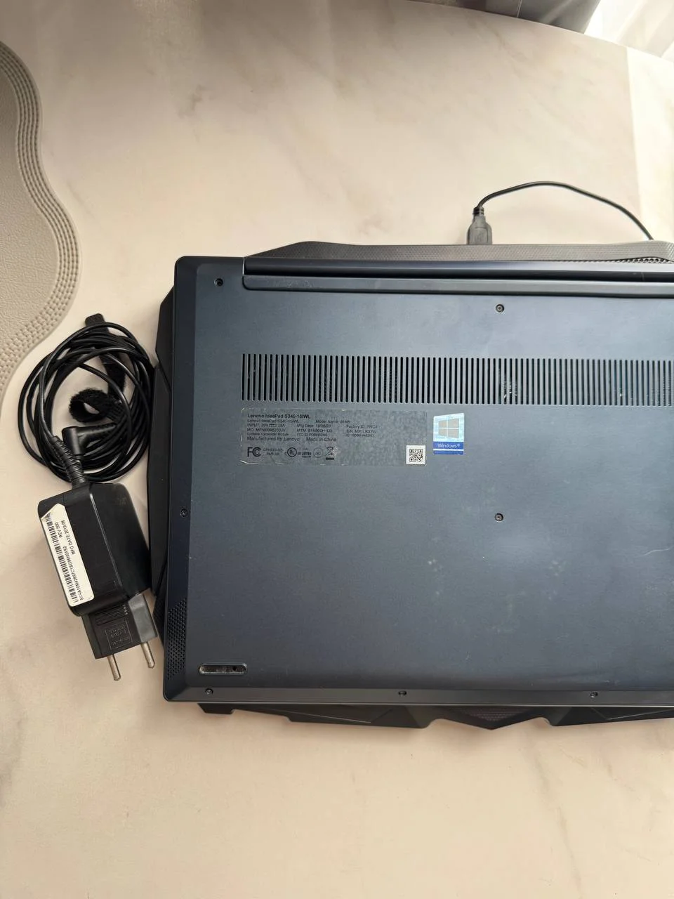 Ноутбук Lenovo IdeaPad S340 (i3, 8GB, SSD) - миниатюра 5