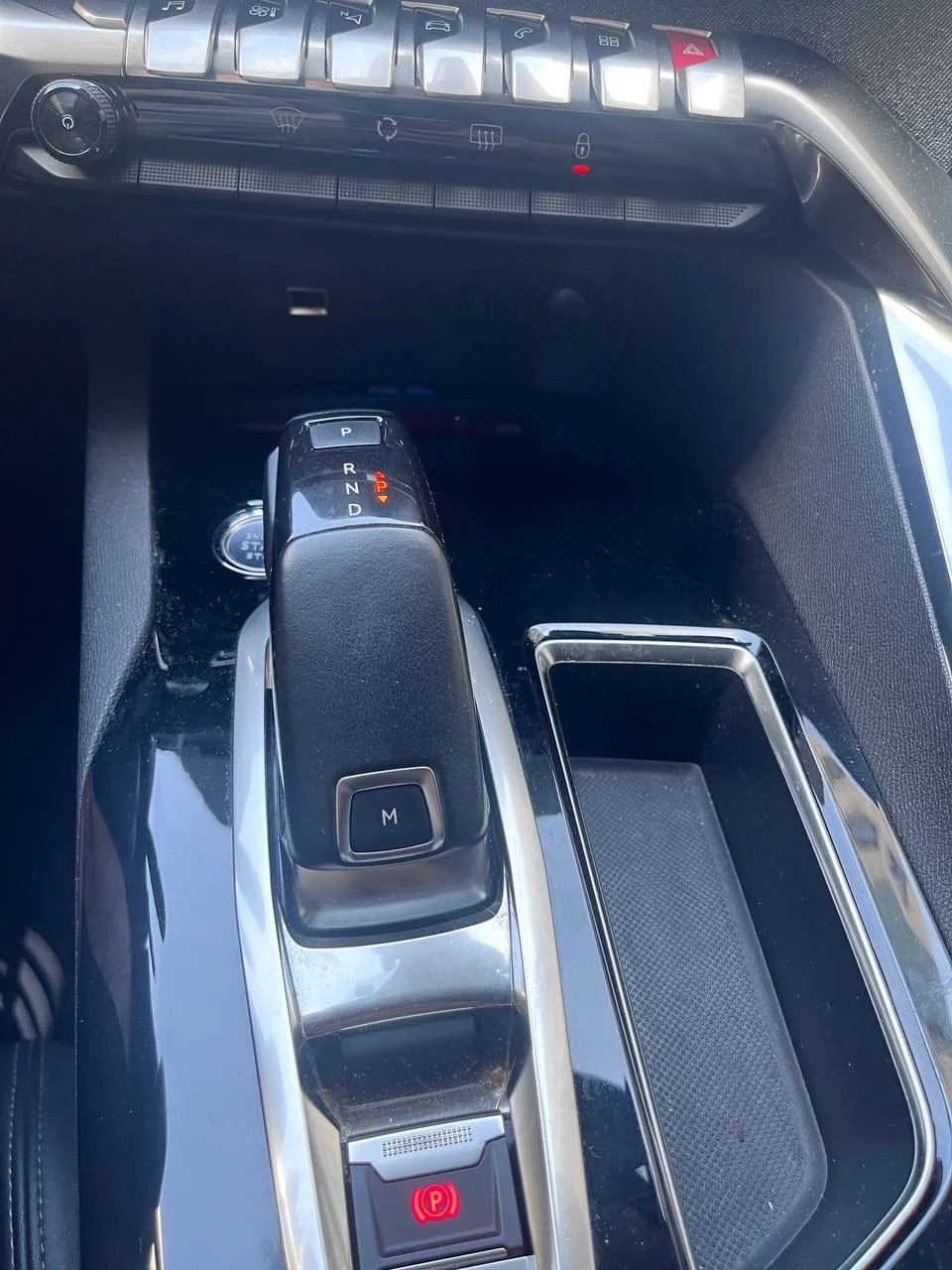 Peugeot 3008 1.5AT, 2019 - миниатюра 27