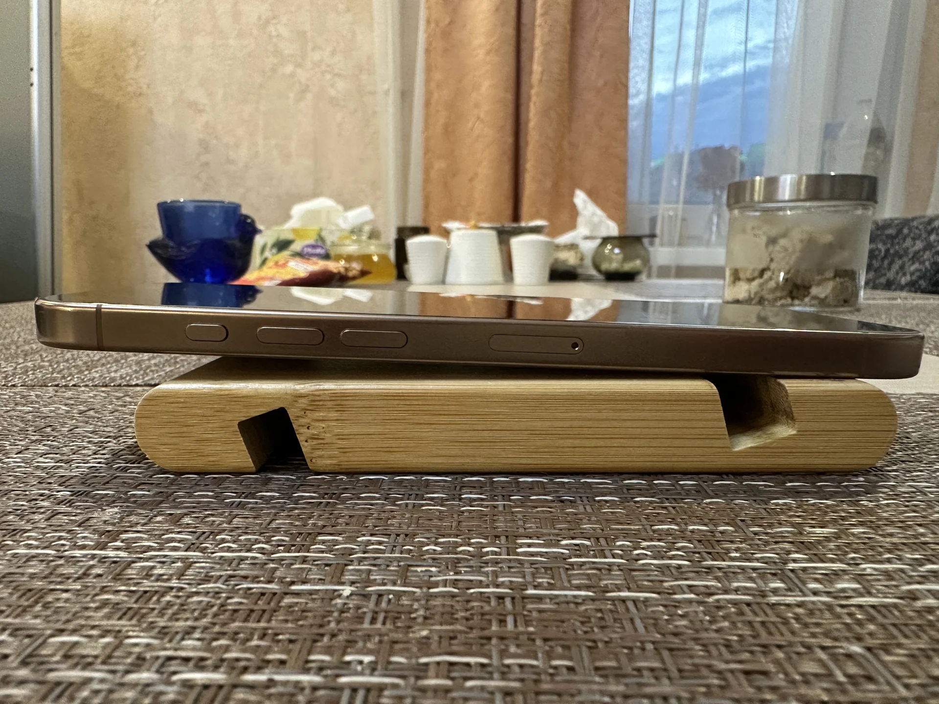 iPhone 16 Pro Max 1TB - миниатюра 5