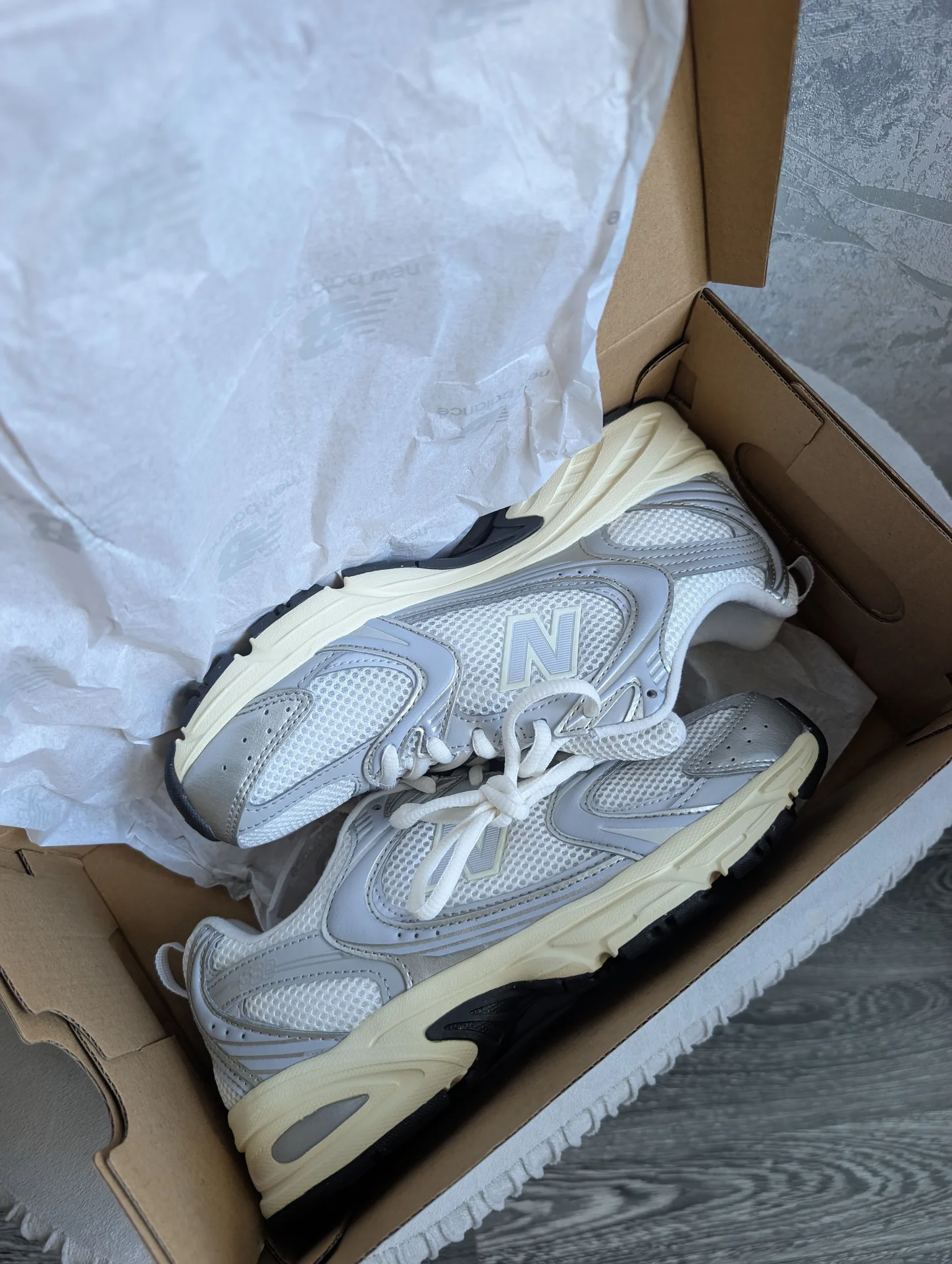 Кроссовки New Balance 530 оригинал - миниатюра 2