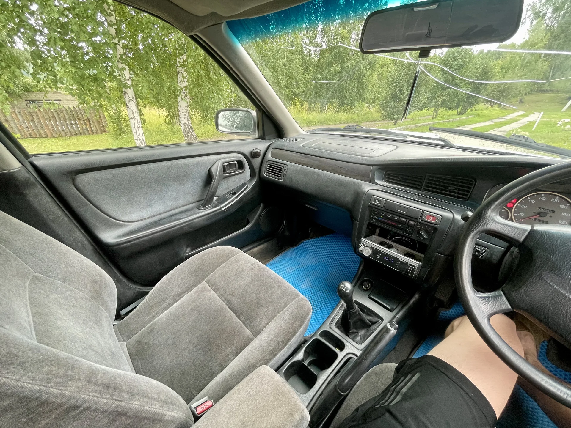 Nissan Bluebird - миниатюра 11