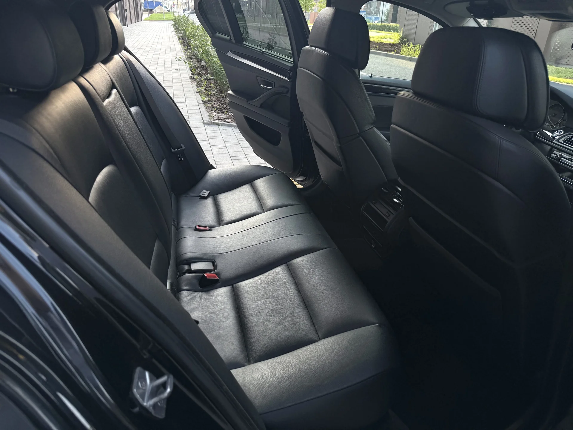 BMW 528i 2.0 AT 2013 год полный привод - миниатюра 18