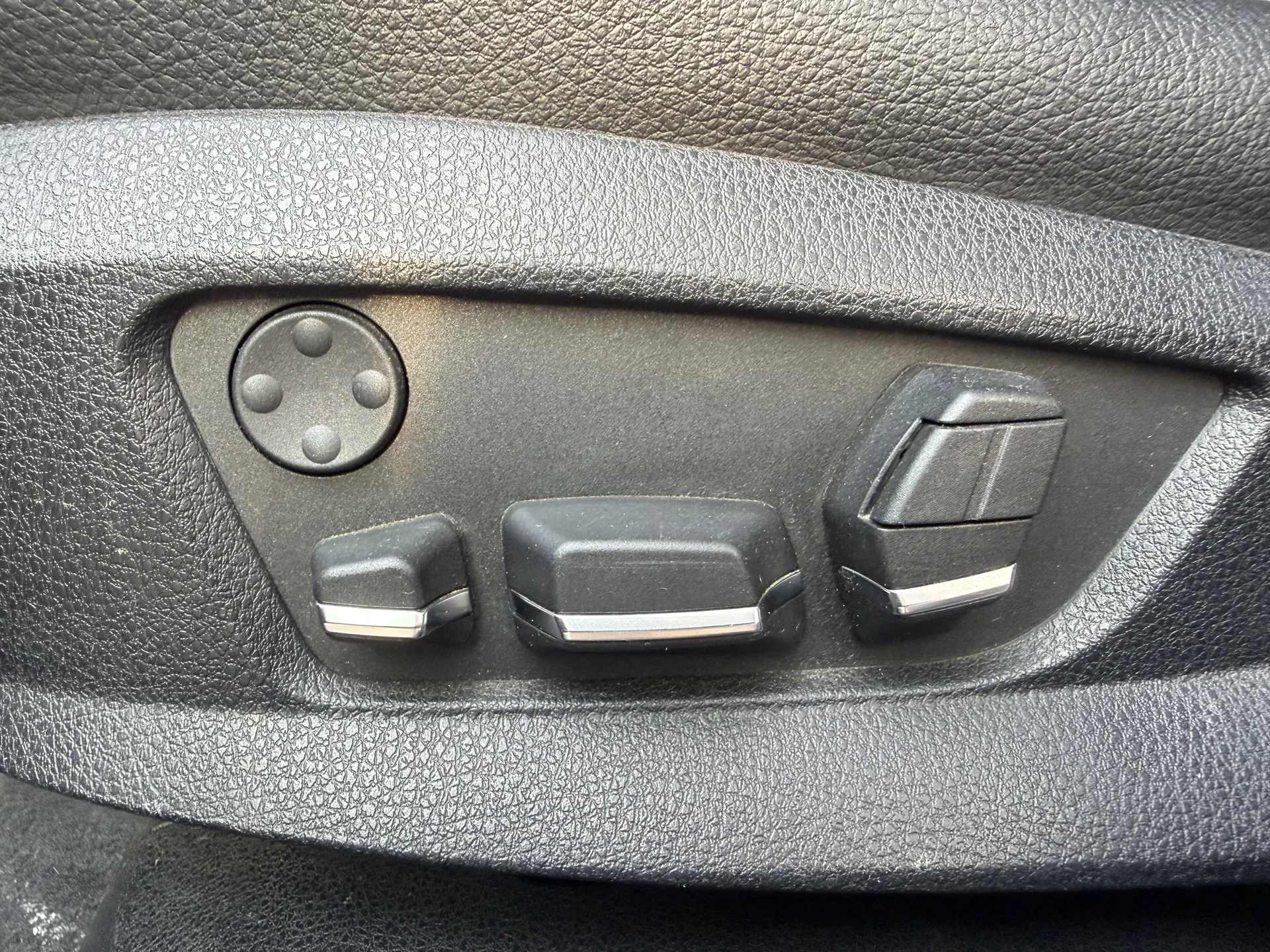 BMW 528i 2.0 AT 2013 год полный привод - миниатюра 20