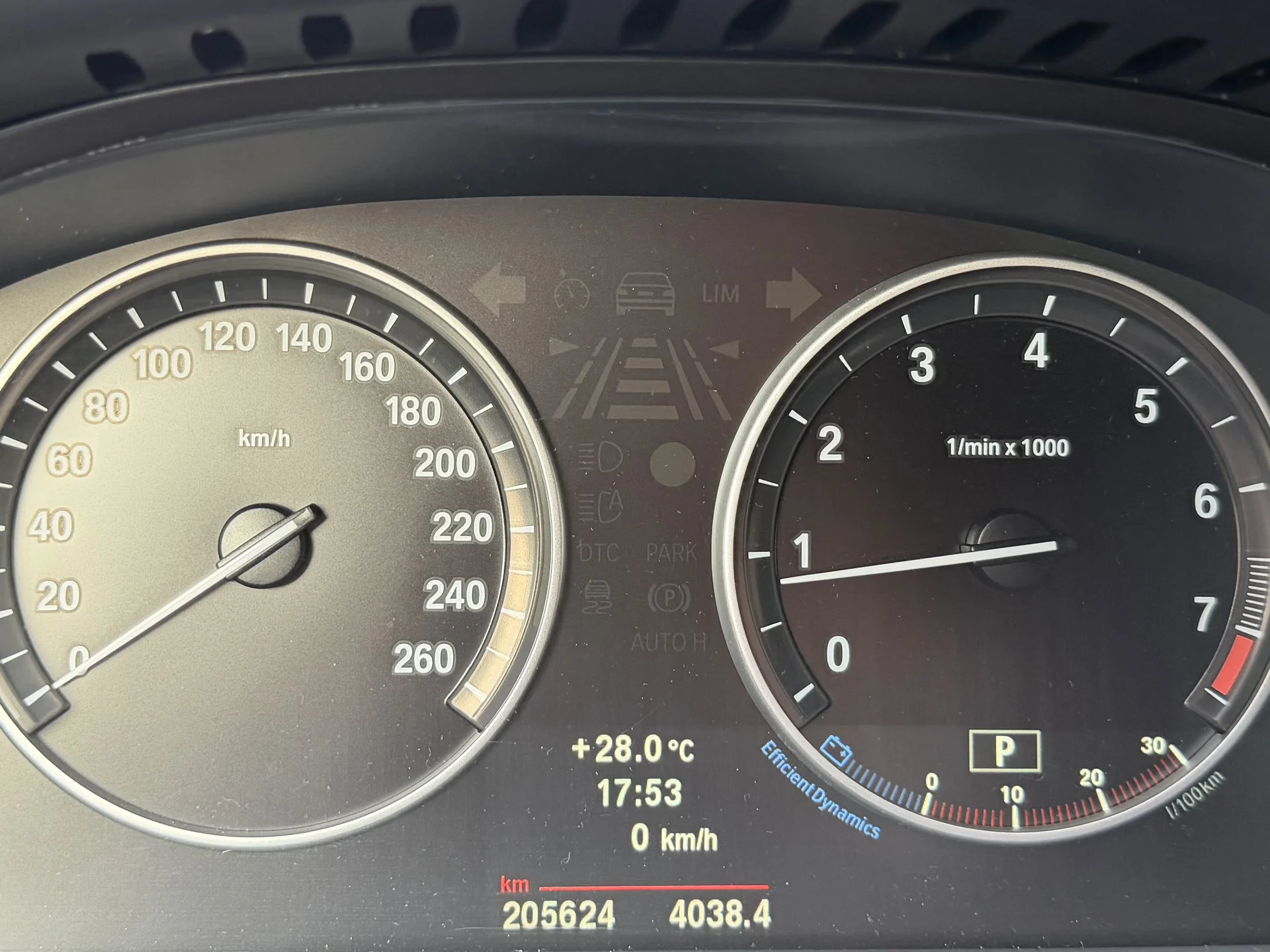 BMW 528i 2.0 AT 2013 год полный привод - миниатюра 24