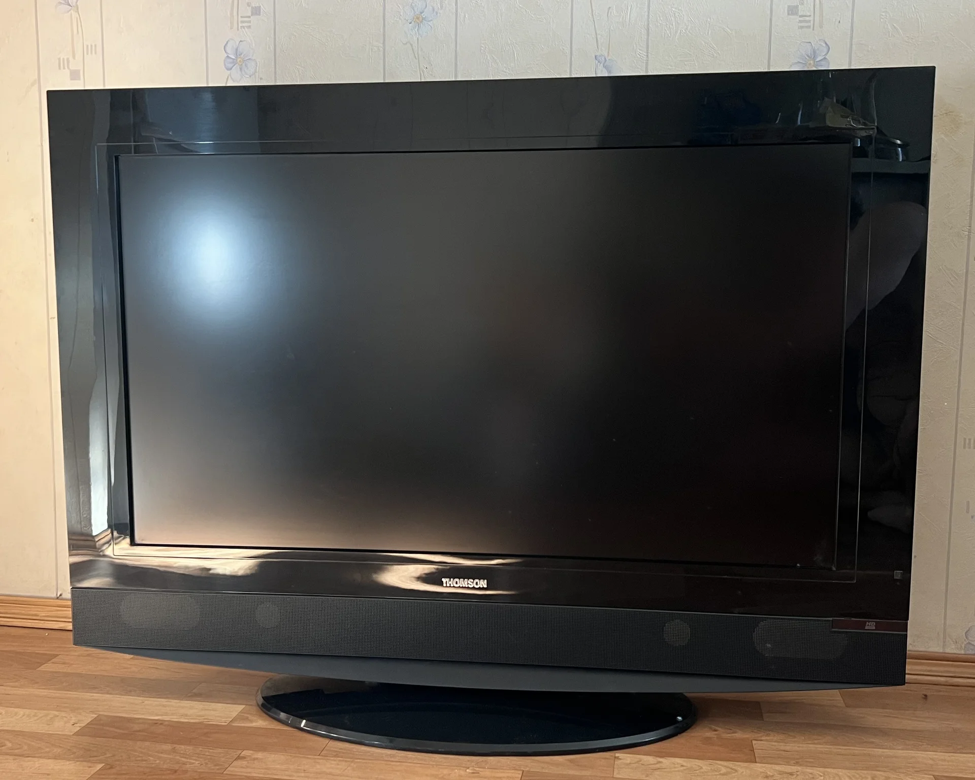 40” Телевизор Thomson (40M71NH20) - изображение 1