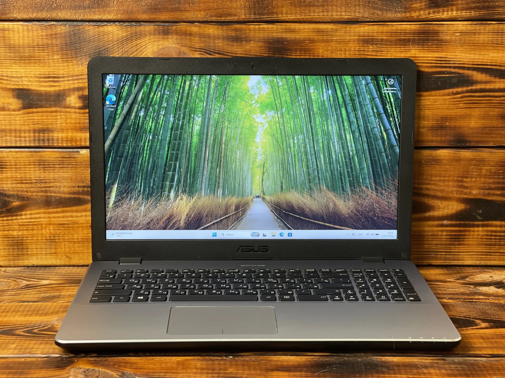 Asus X542UF / i5-8250U, MX130 2Gb, 8Gb DDR4, 1Tb