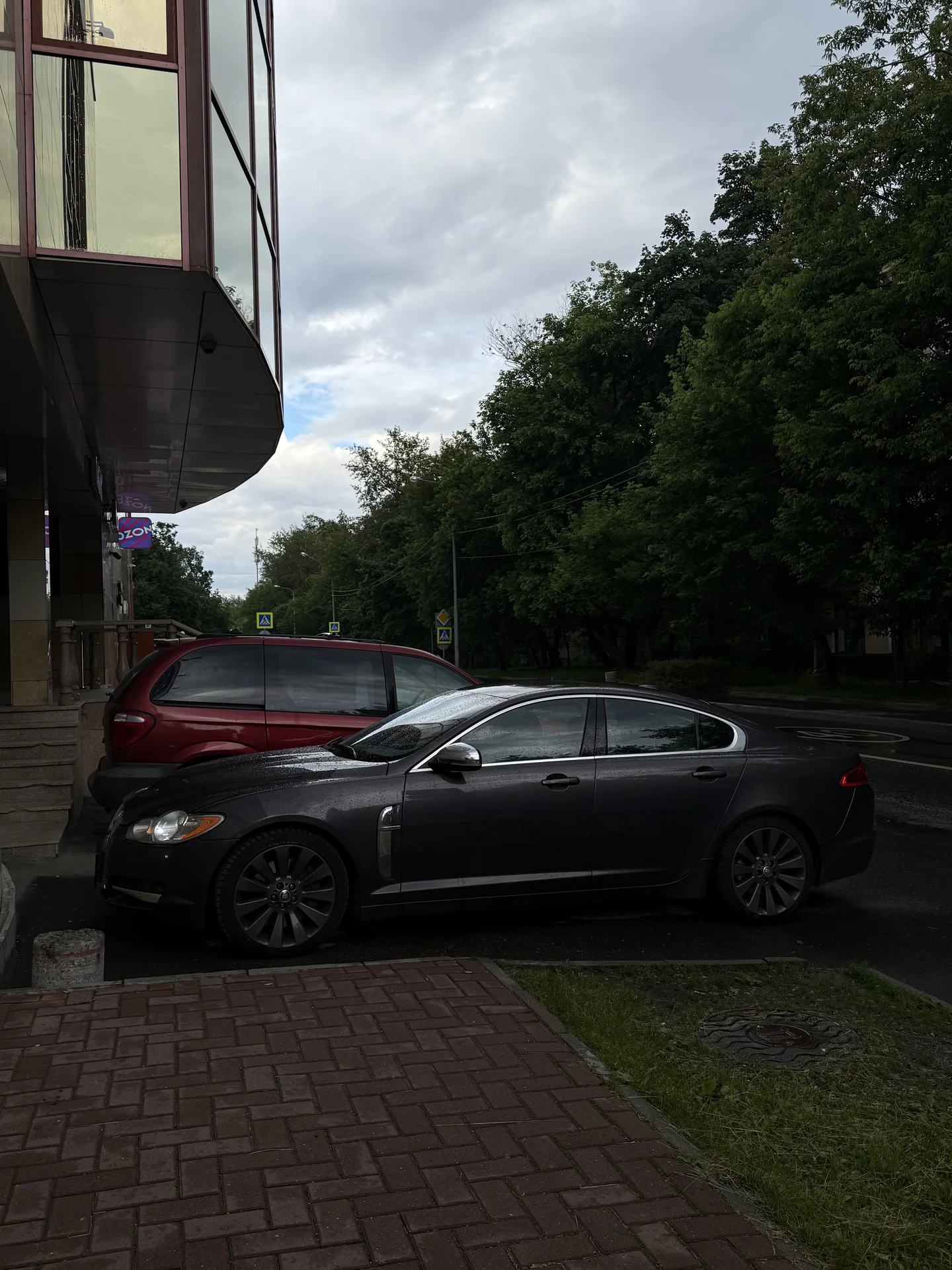 jaguar xf 2009 - изображение 1