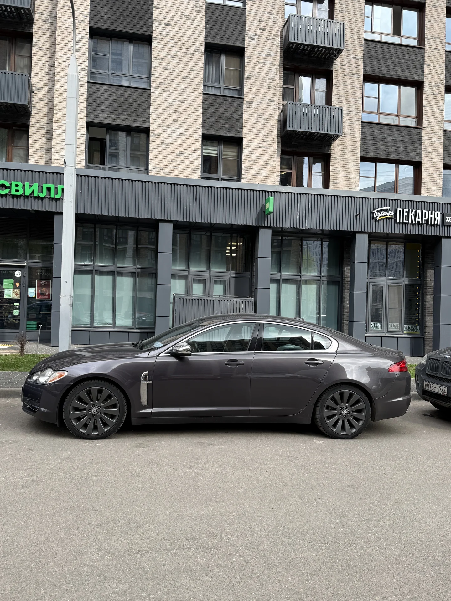 jaguar xf 2009 - миниатюра 13